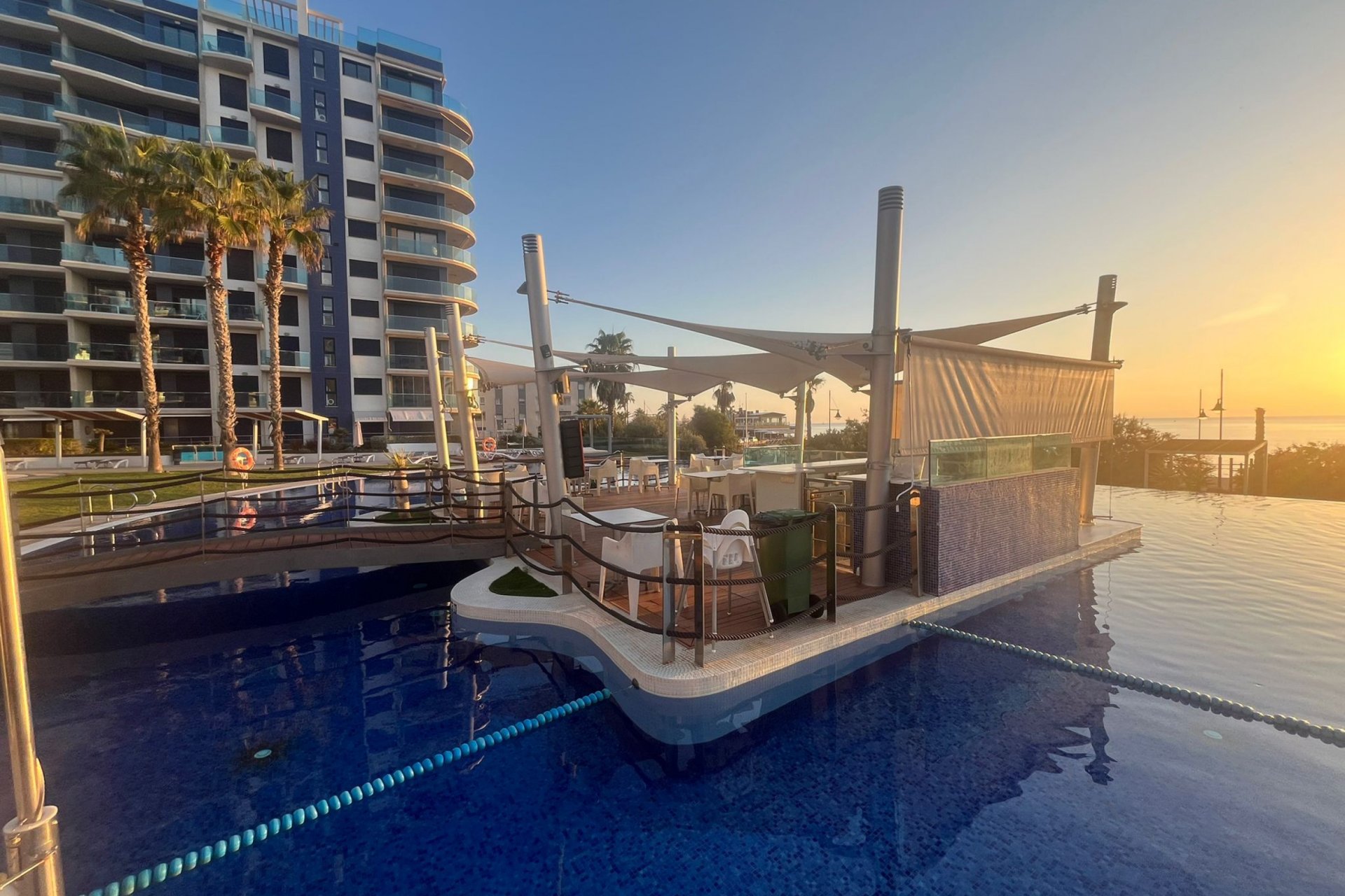 Revente - Appartement -
Punta Prima - Costa Blanca
