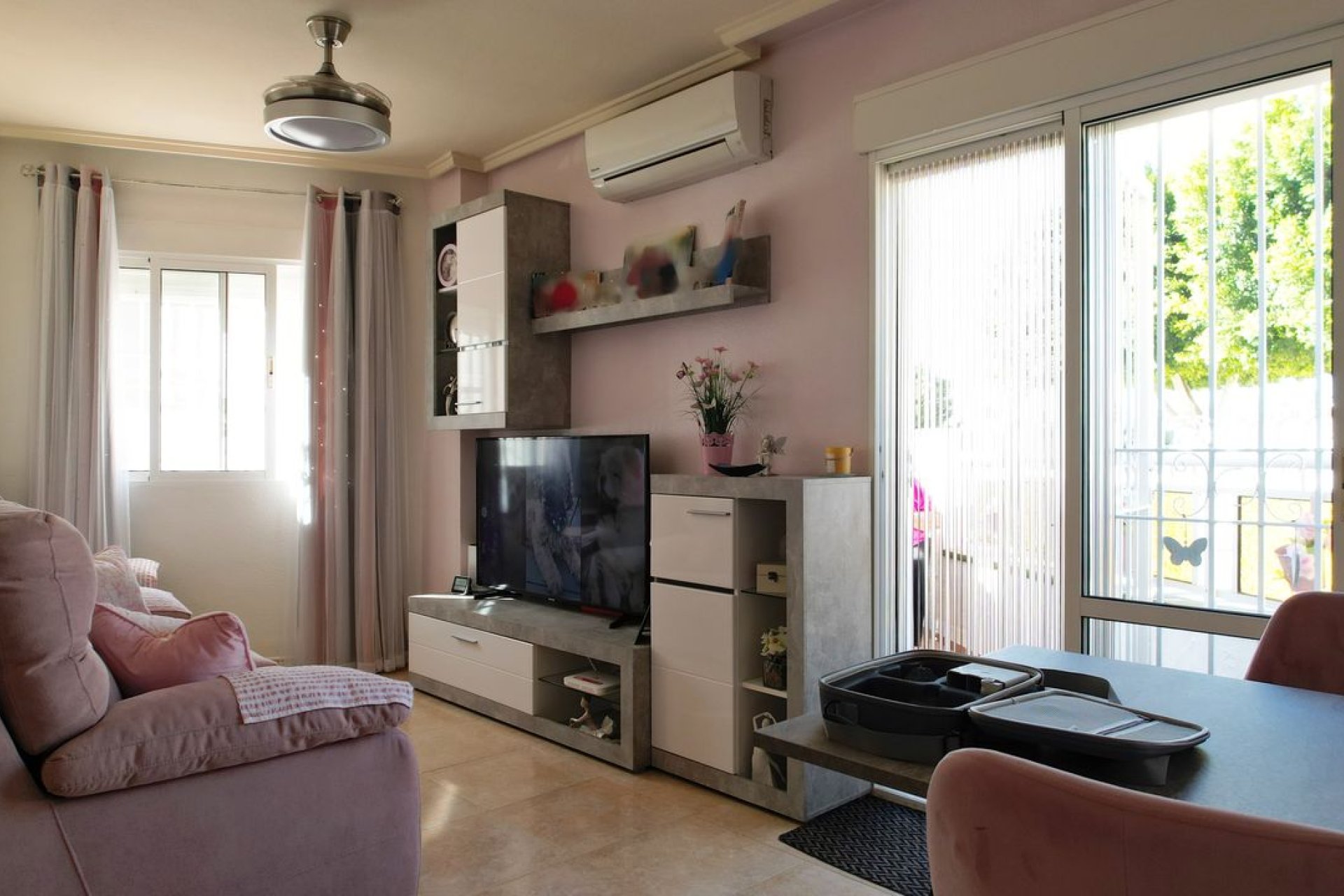 Revente - Appartement -
Rojales - Inland