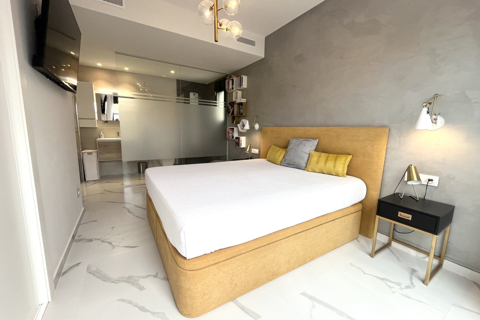 Revente - Appartement -
San Miguel de Salinas - Inland