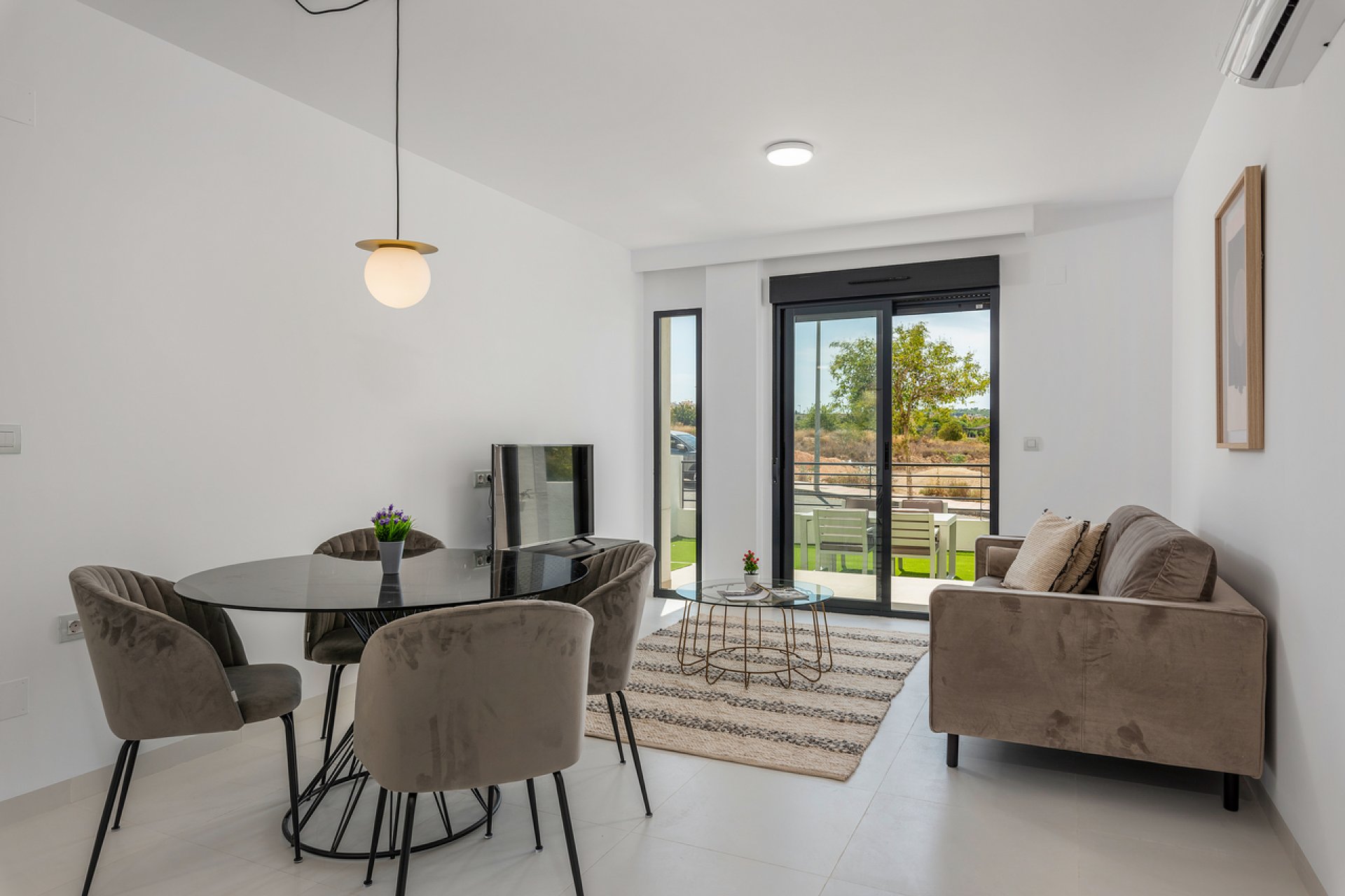 Revente - Appartement -
San Miguel de Salinas - Inland