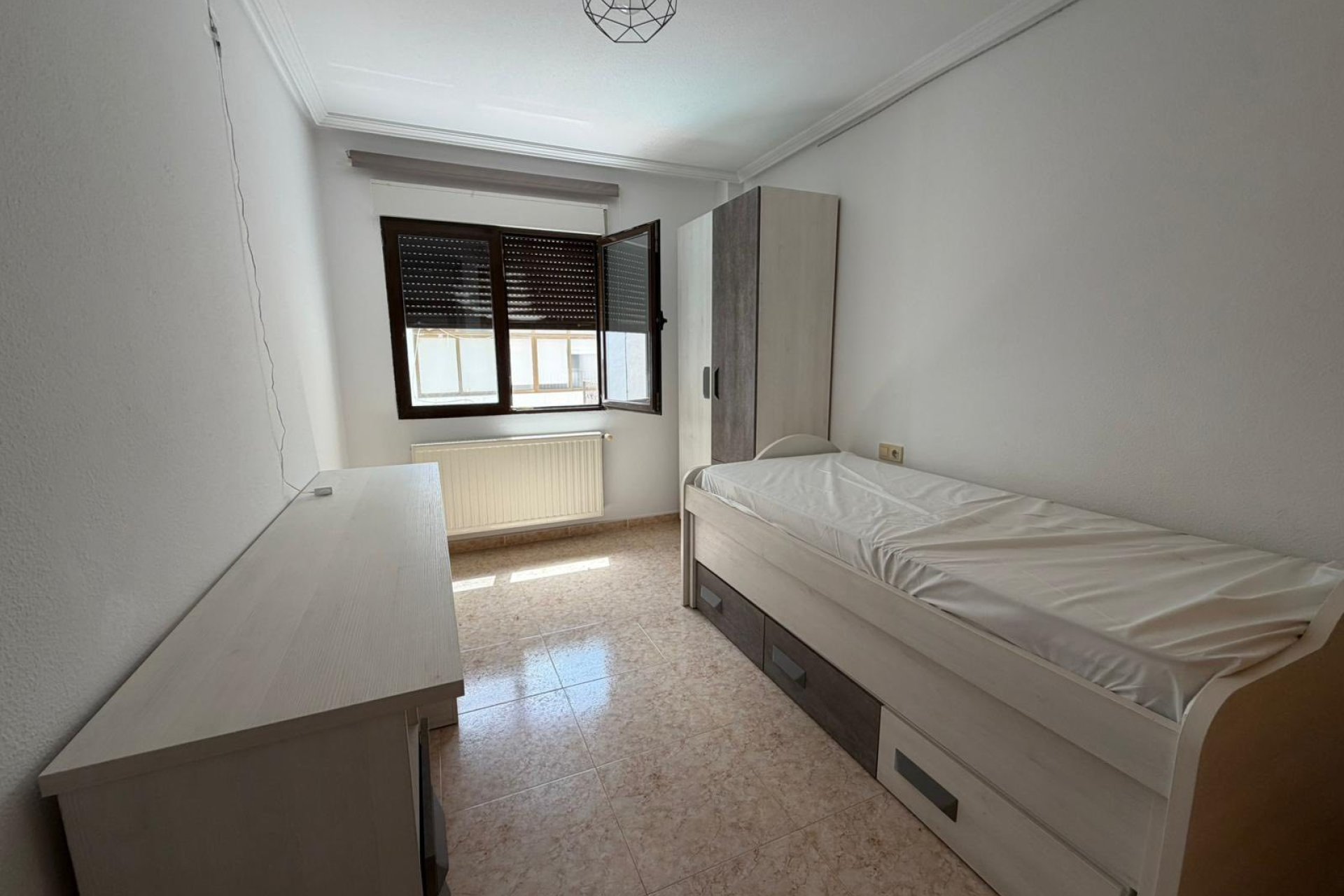 Revente - Appartement -
San Miguel de Salinas - Inland