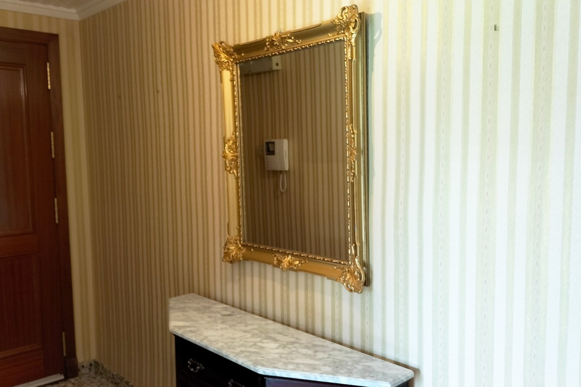 Revente - Appartement -
Sax - Inland