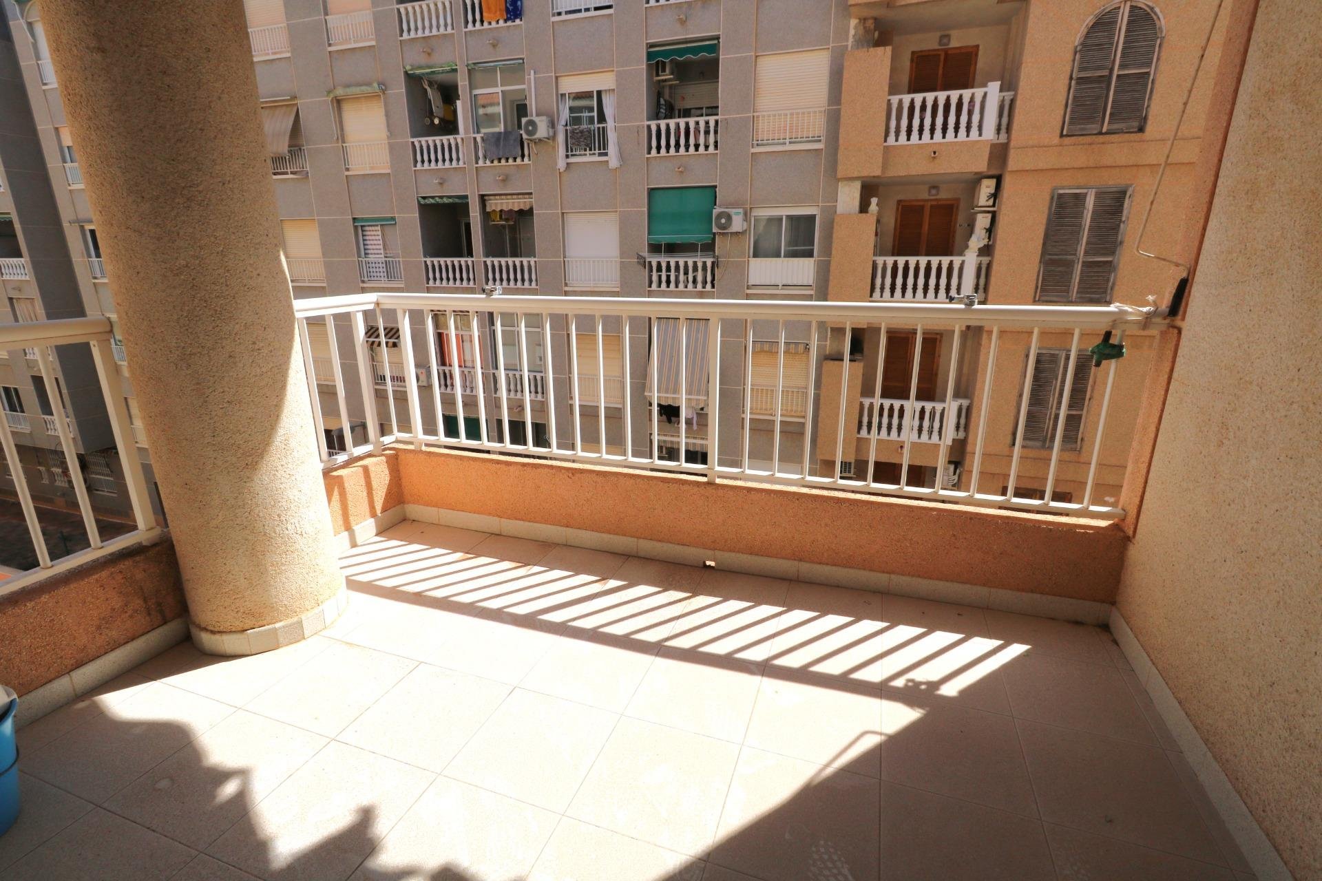 Revente - Appartement -
Torrevieja - Acequion