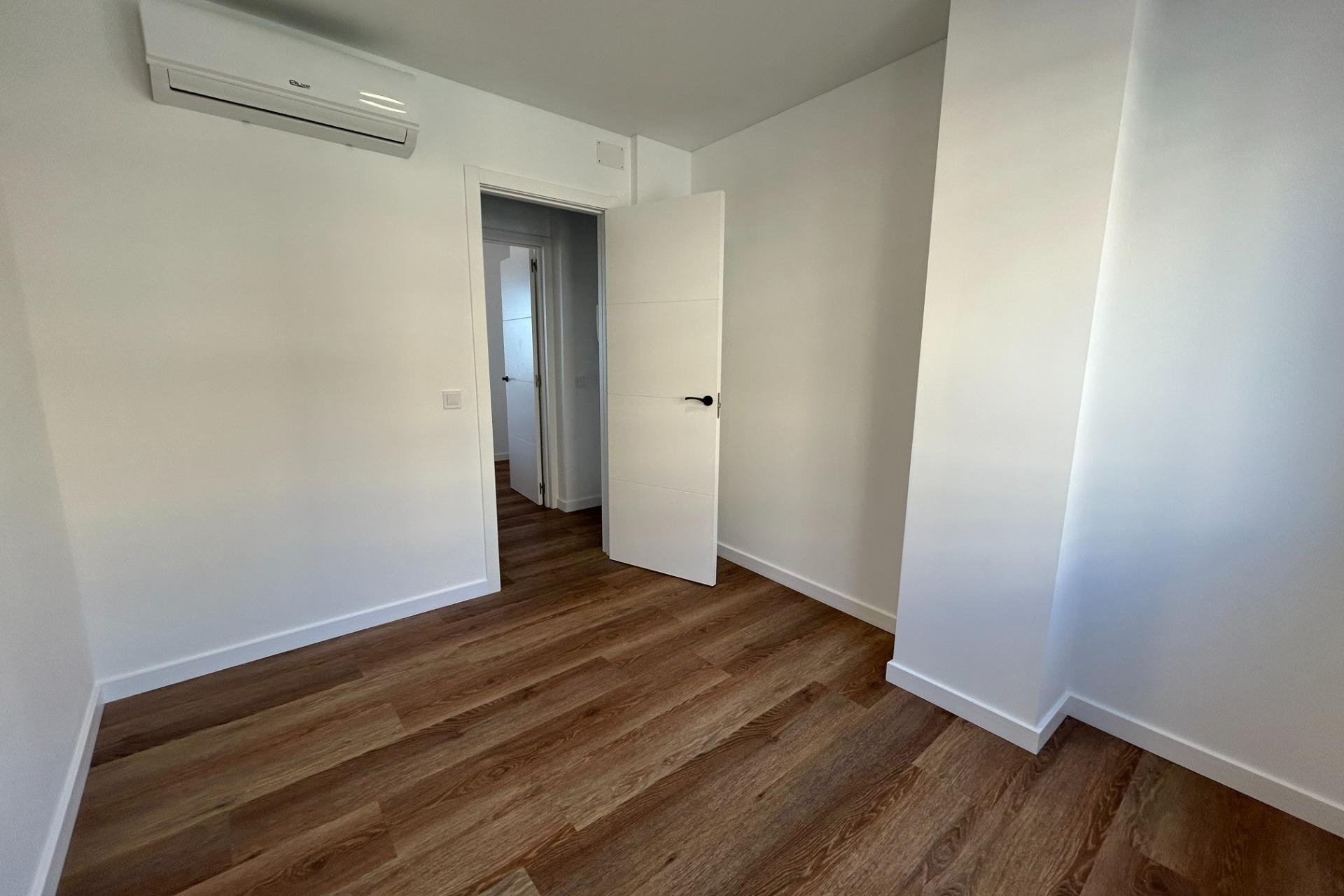 Revente - Appartement -
Torrevieja - Acequion