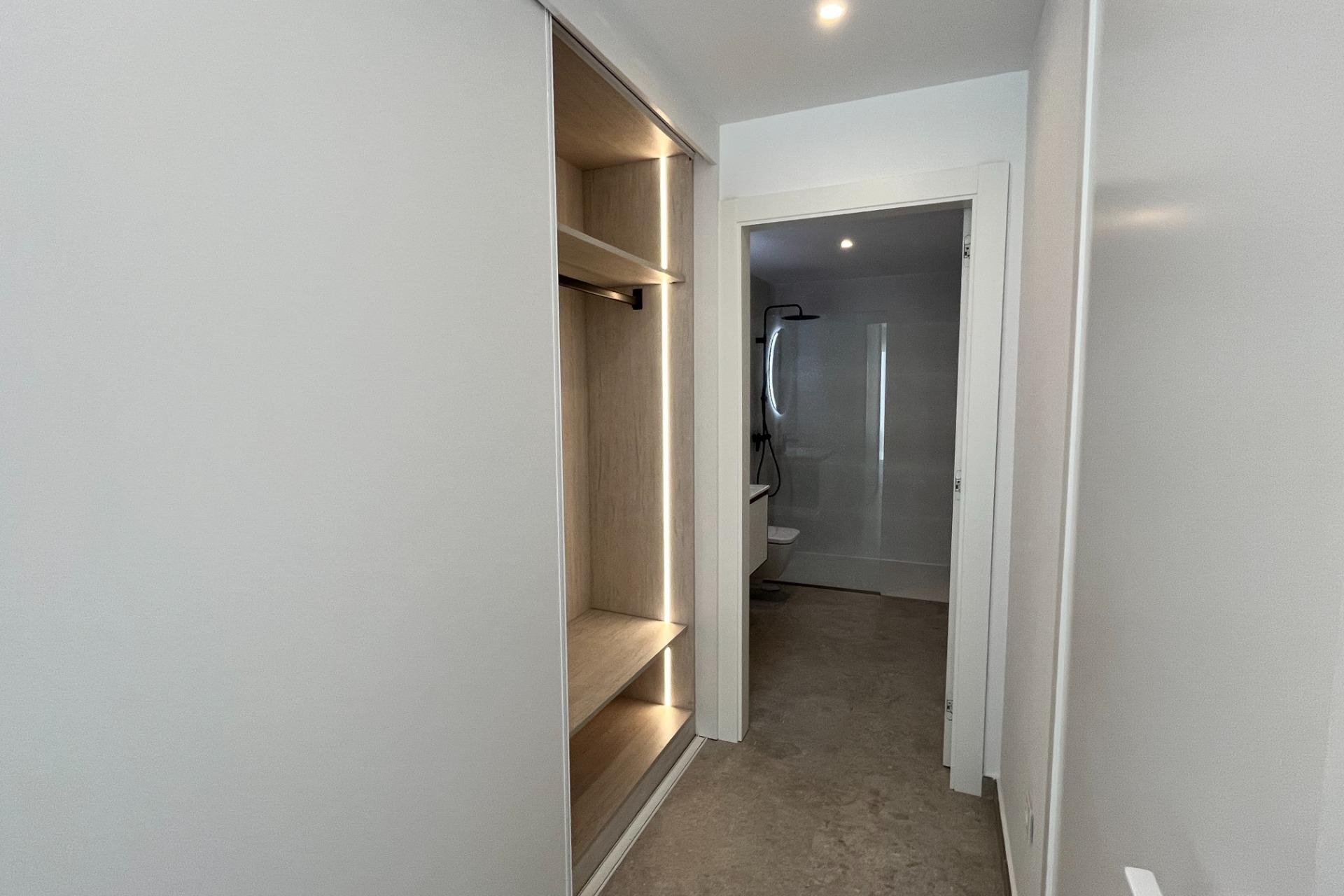 Revente - Appartement -
Torrevieja - Aguas Nuevas