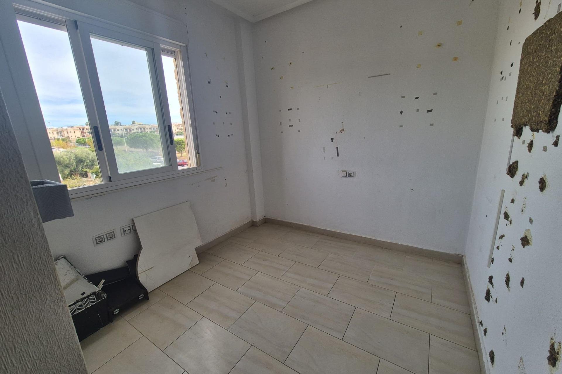 Revente - Appartement -
Torrevieja - Aguas Nuevas