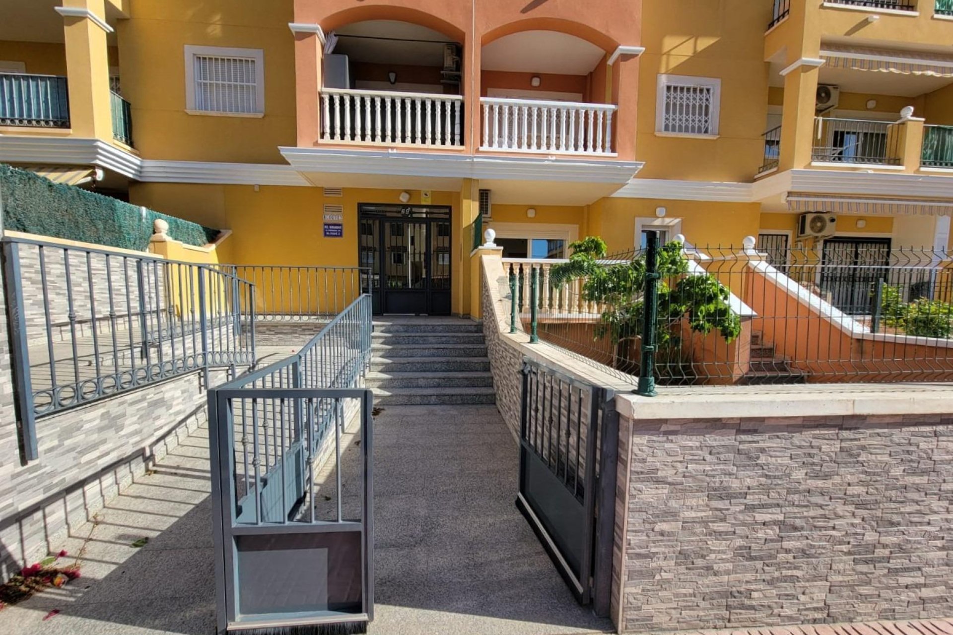 Revente - Appartement -
Torrevieja - Aguas Nuevas