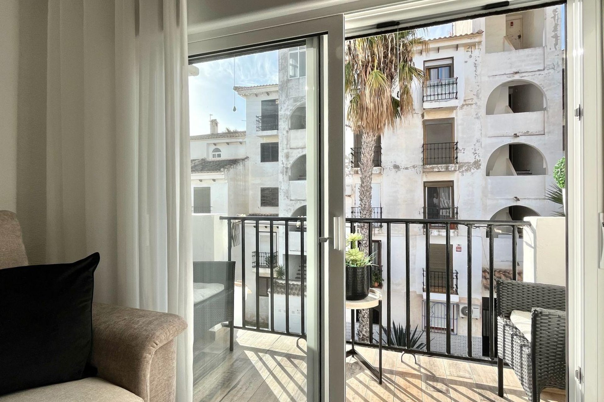 Revente - Appartement -
Torrevieja - Calas Blanca