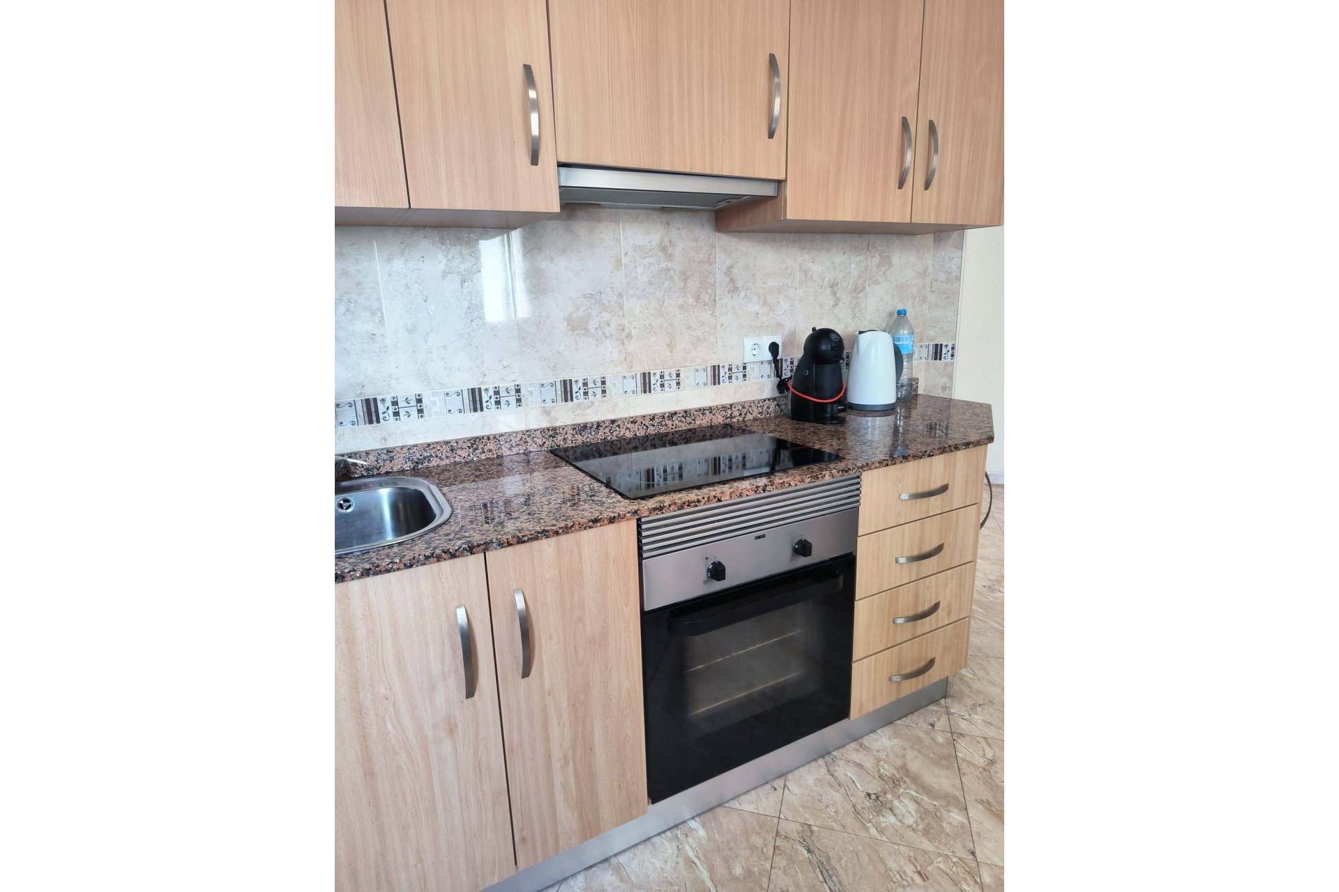 Revente - Appartement -
Torrevieja - Centro