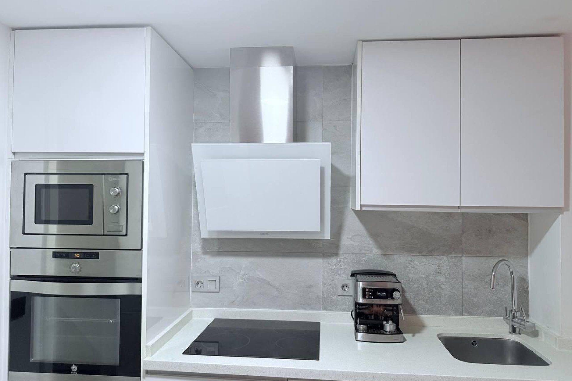 Revente - Appartement -
Torrevieja - Centro