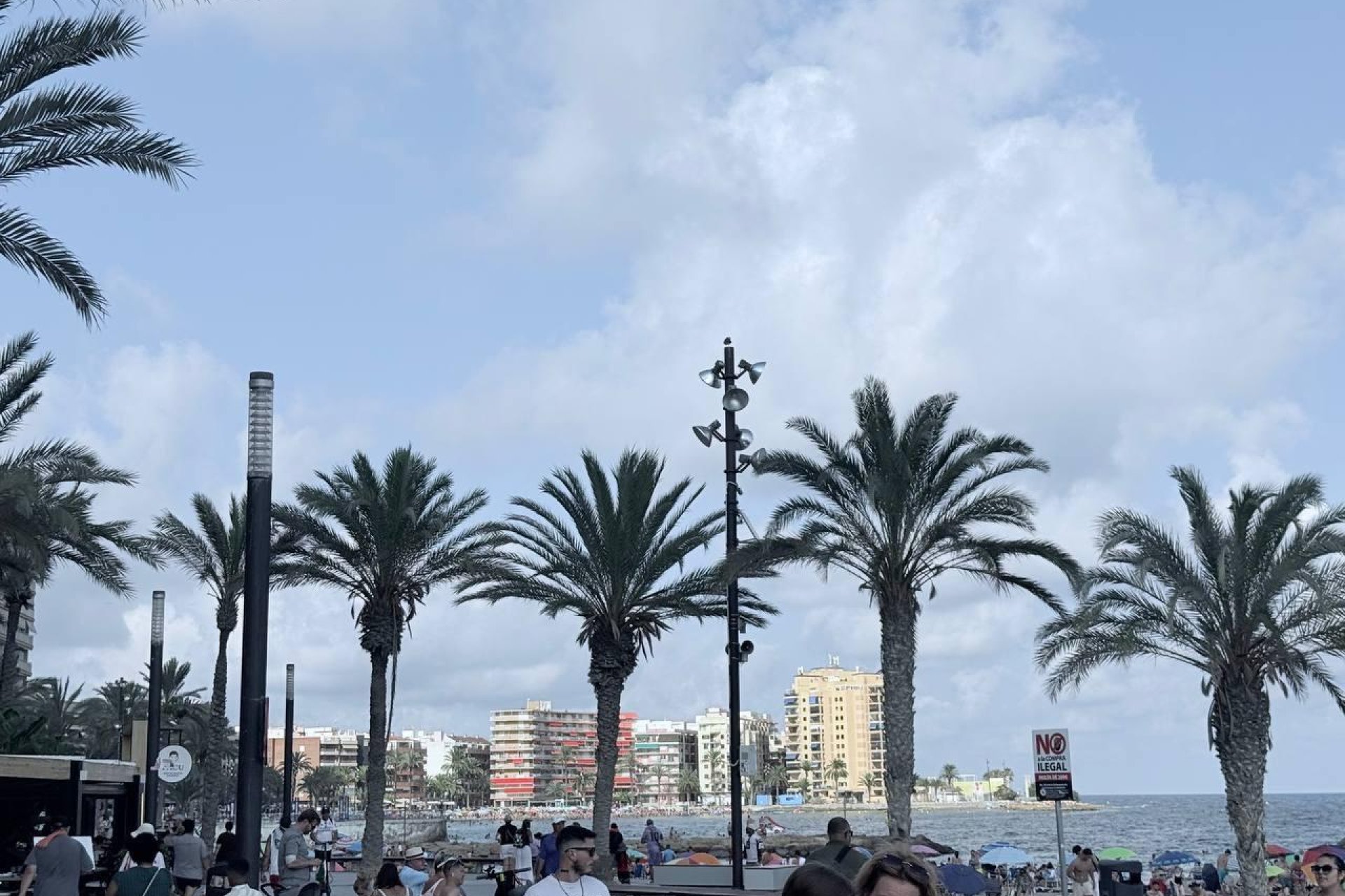 Revente - Appartement -
Torrevieja - Centro