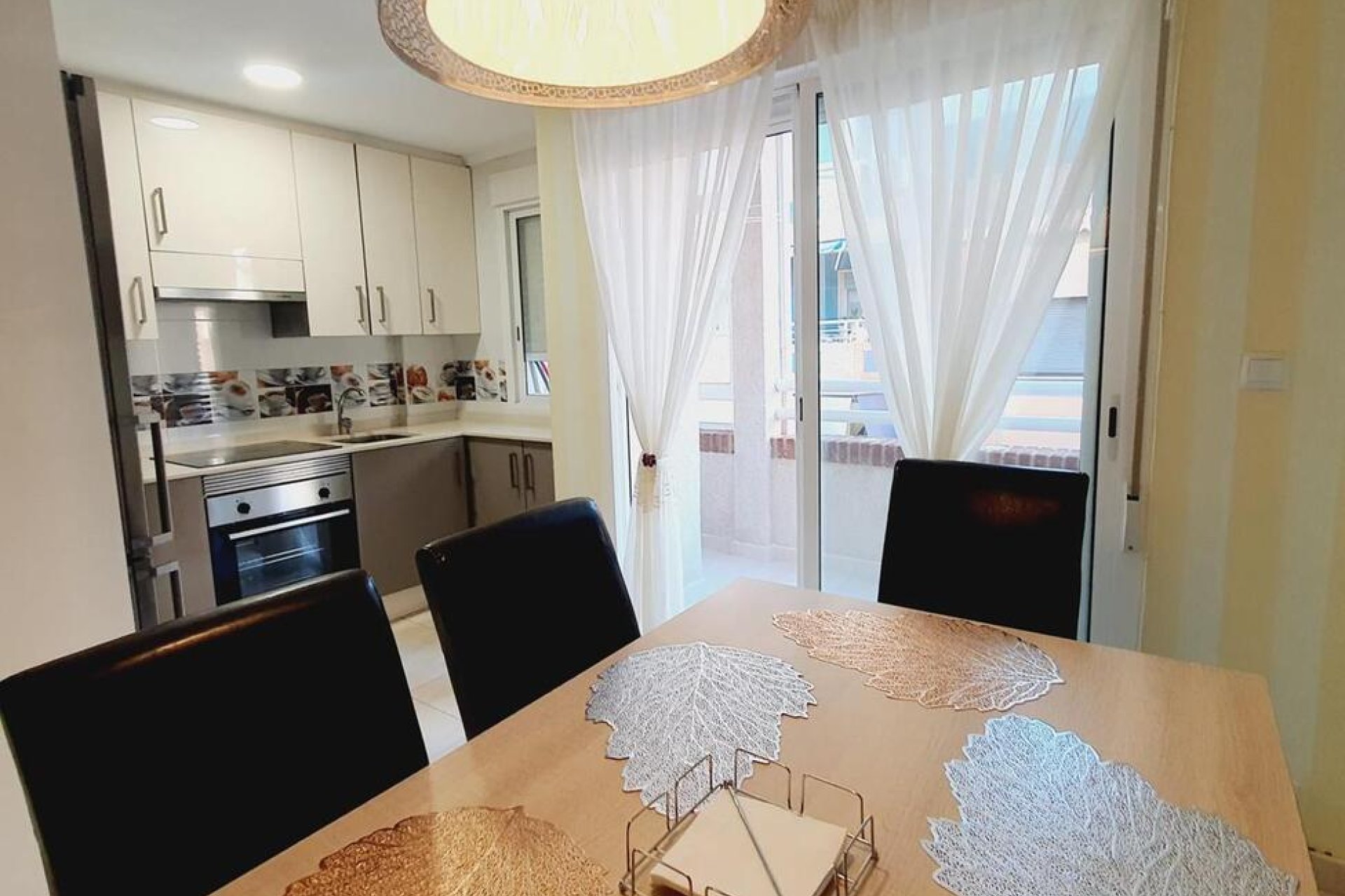 Revente - Appartement -
Torrevieja - Centro