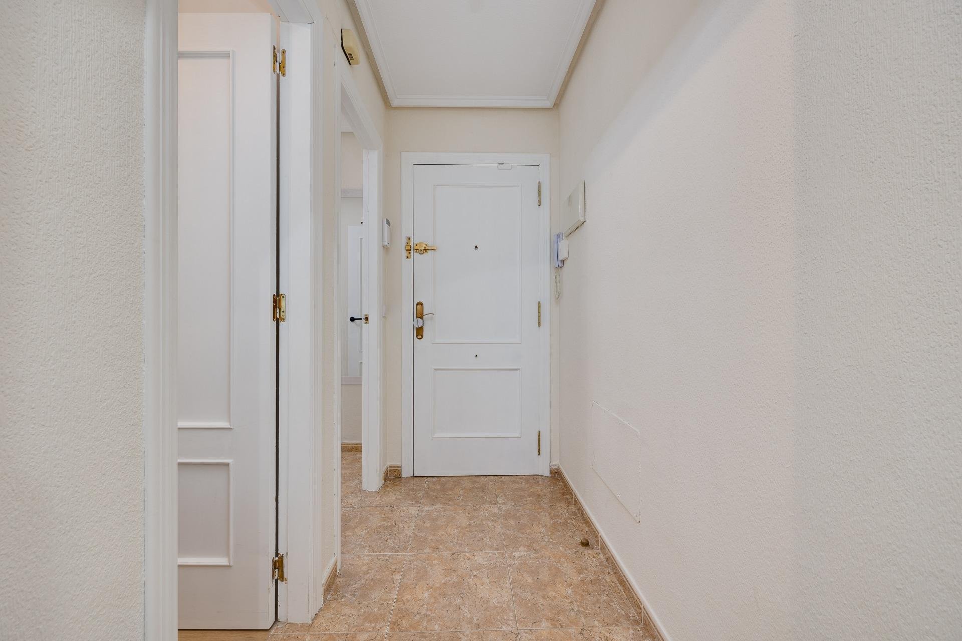 Revente - Appartement -
Torrevieja - Centro