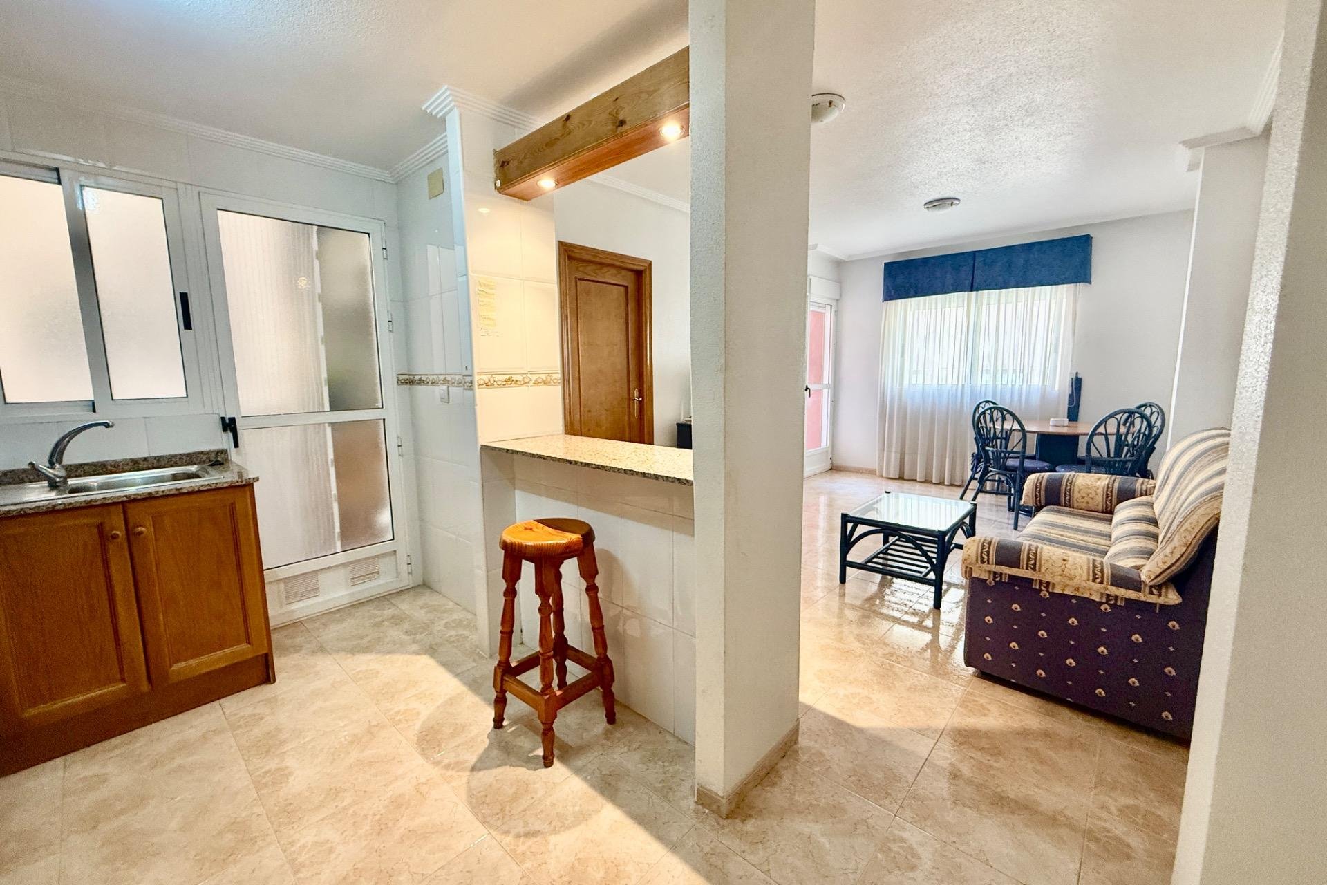 Revente - Appartement -
Torrevieja - Centro