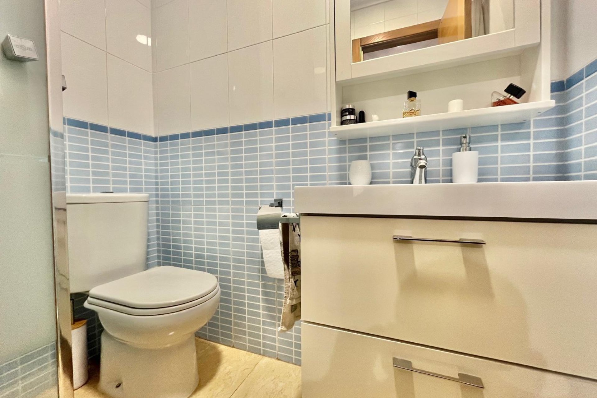 Revente - Appartement -
Torrevieja - Centro