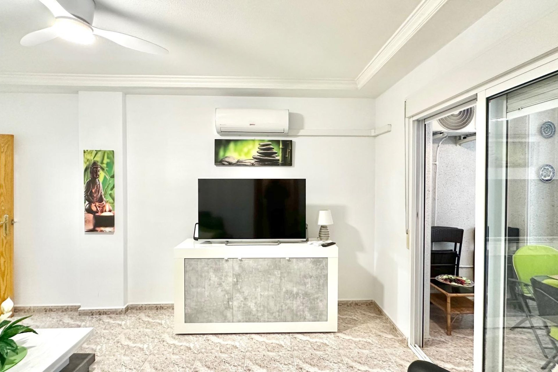 Revente - Appartement -
Torrevieja - Centro