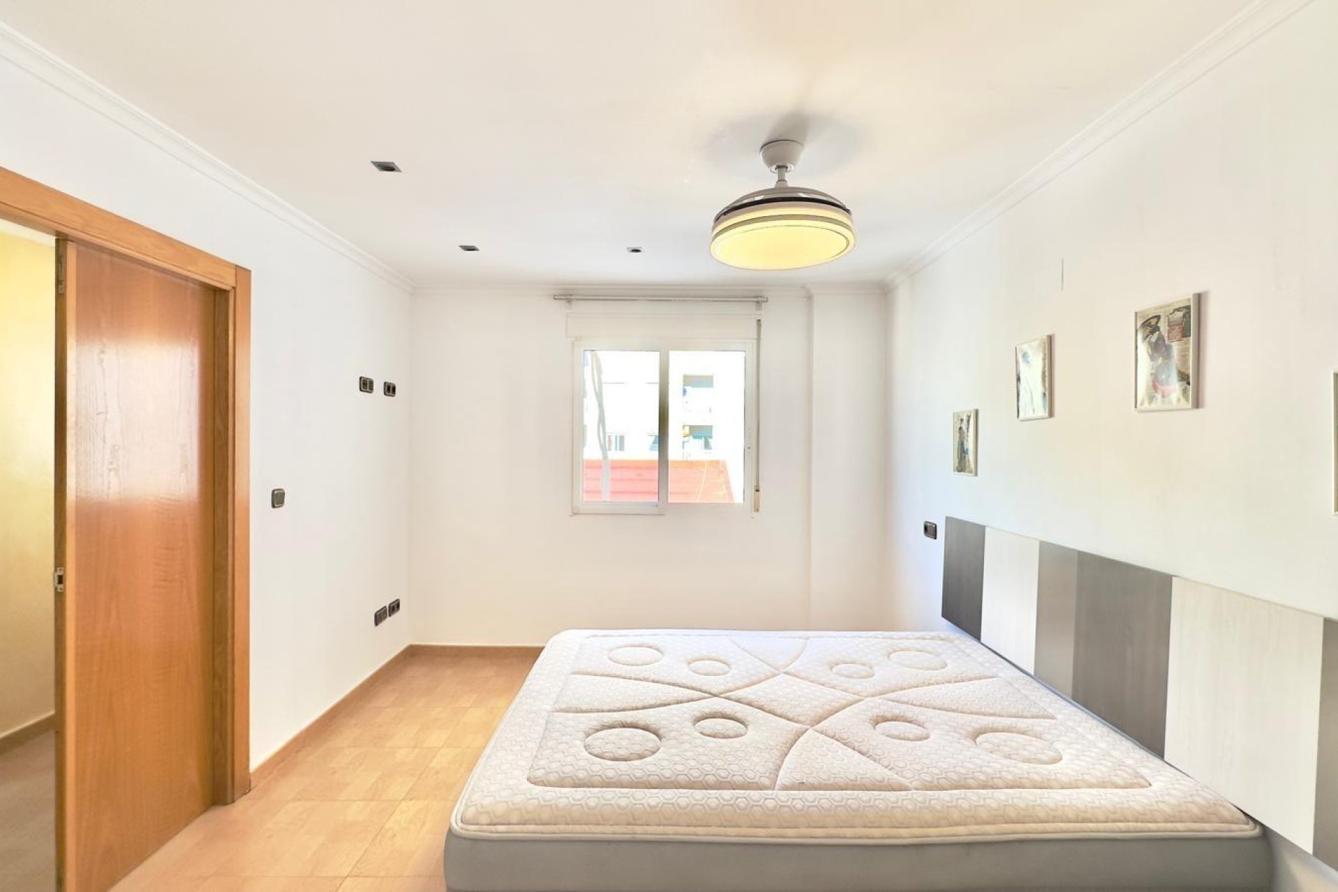 Revente - Appartement -
Torrevieja - Centro