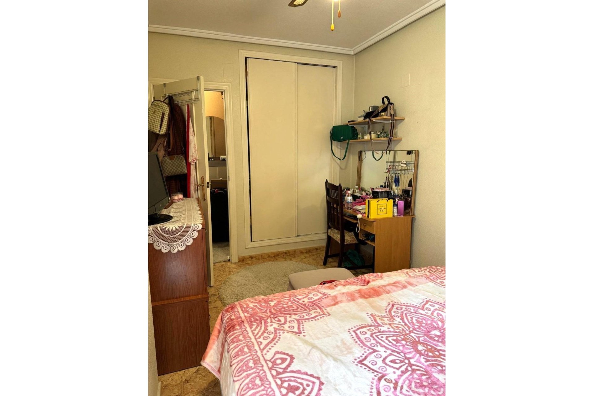 Revente - Appartement -
Torrevieja - Centro