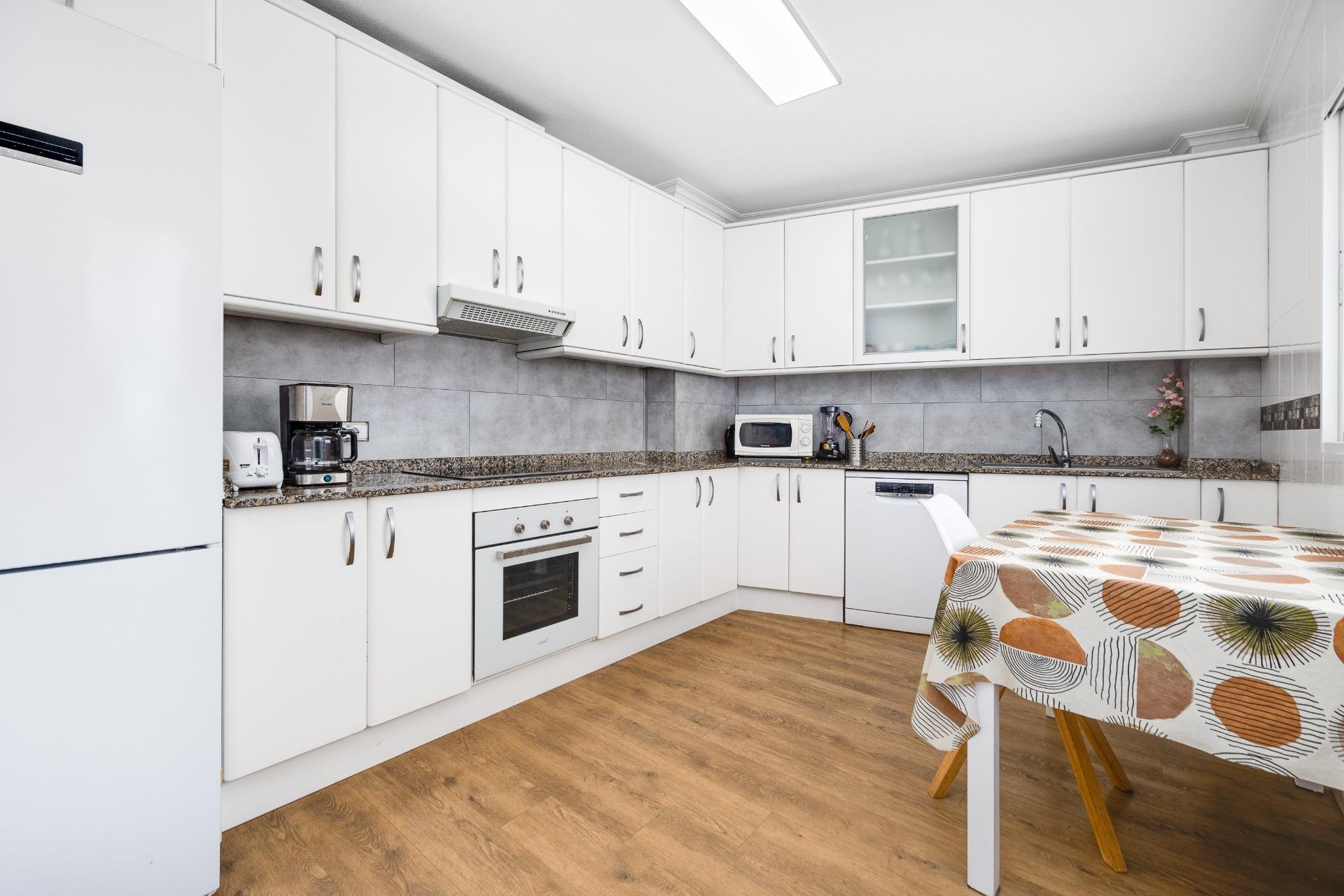 Revente - Appartement -
Torrevieja - Centro