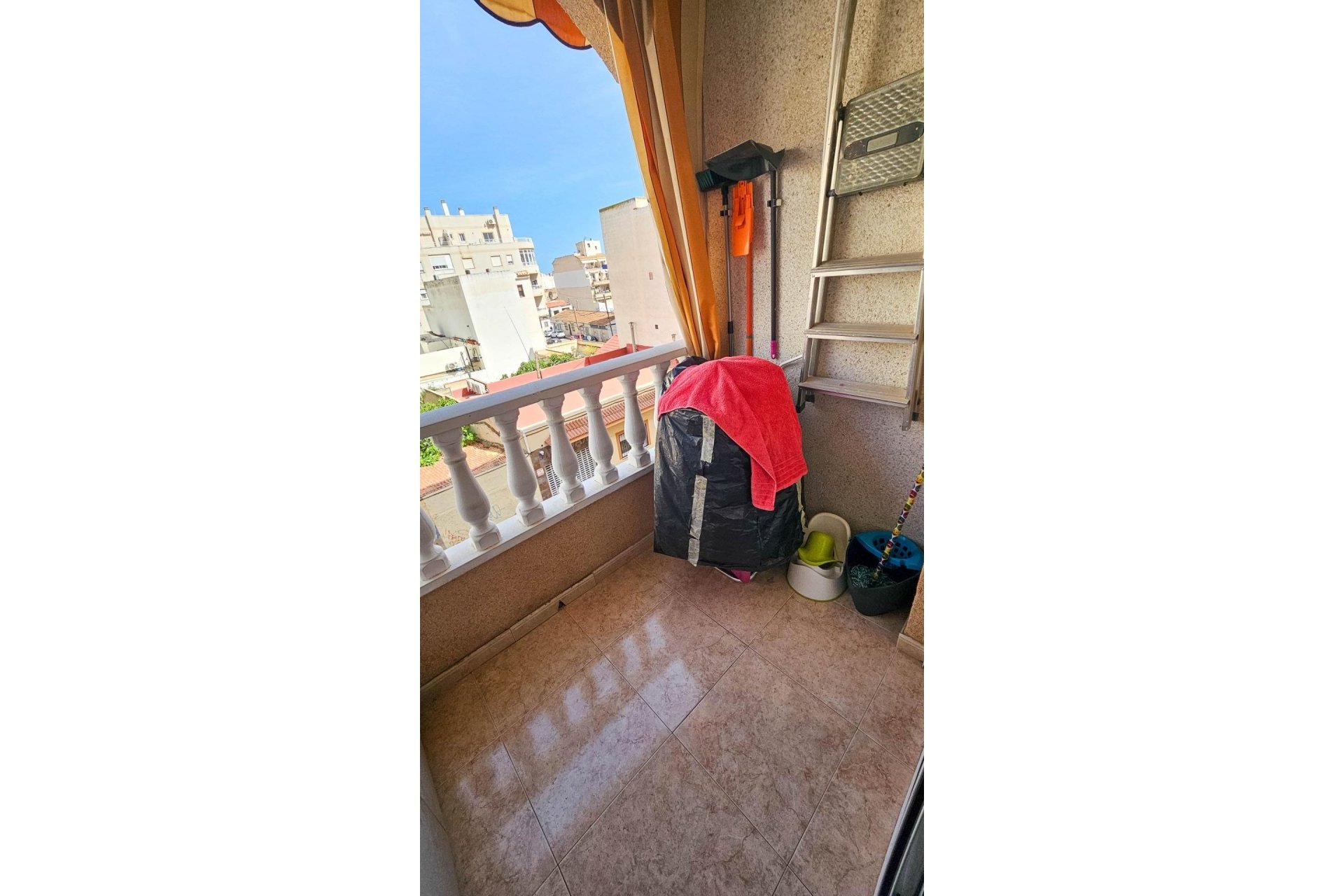 Revente - Appartement -
Torrevieja - Centro