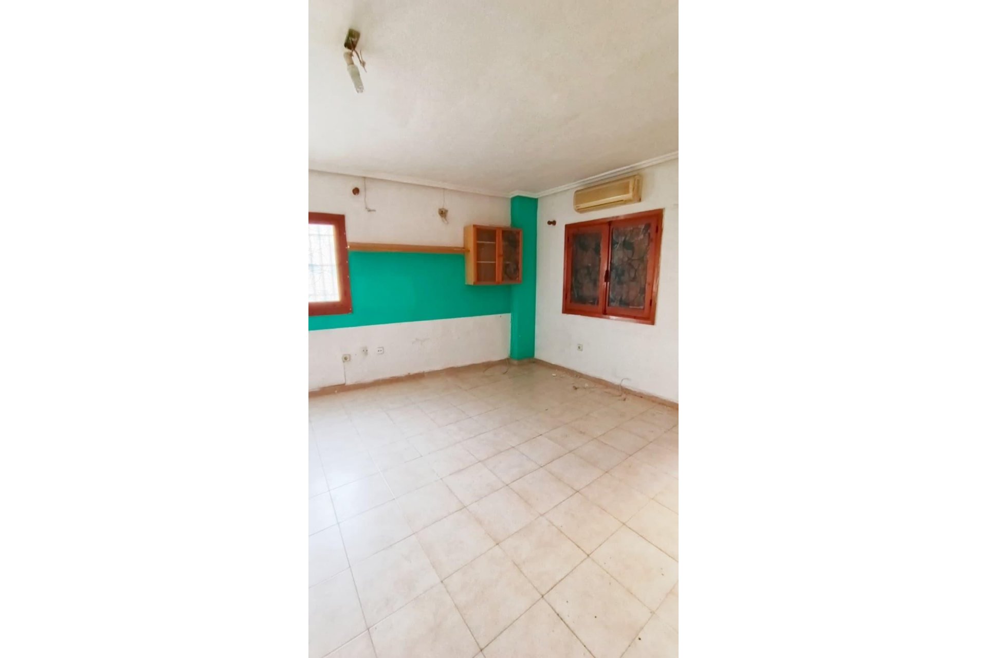 Revente - Appartement -
Torrevieja - Centro