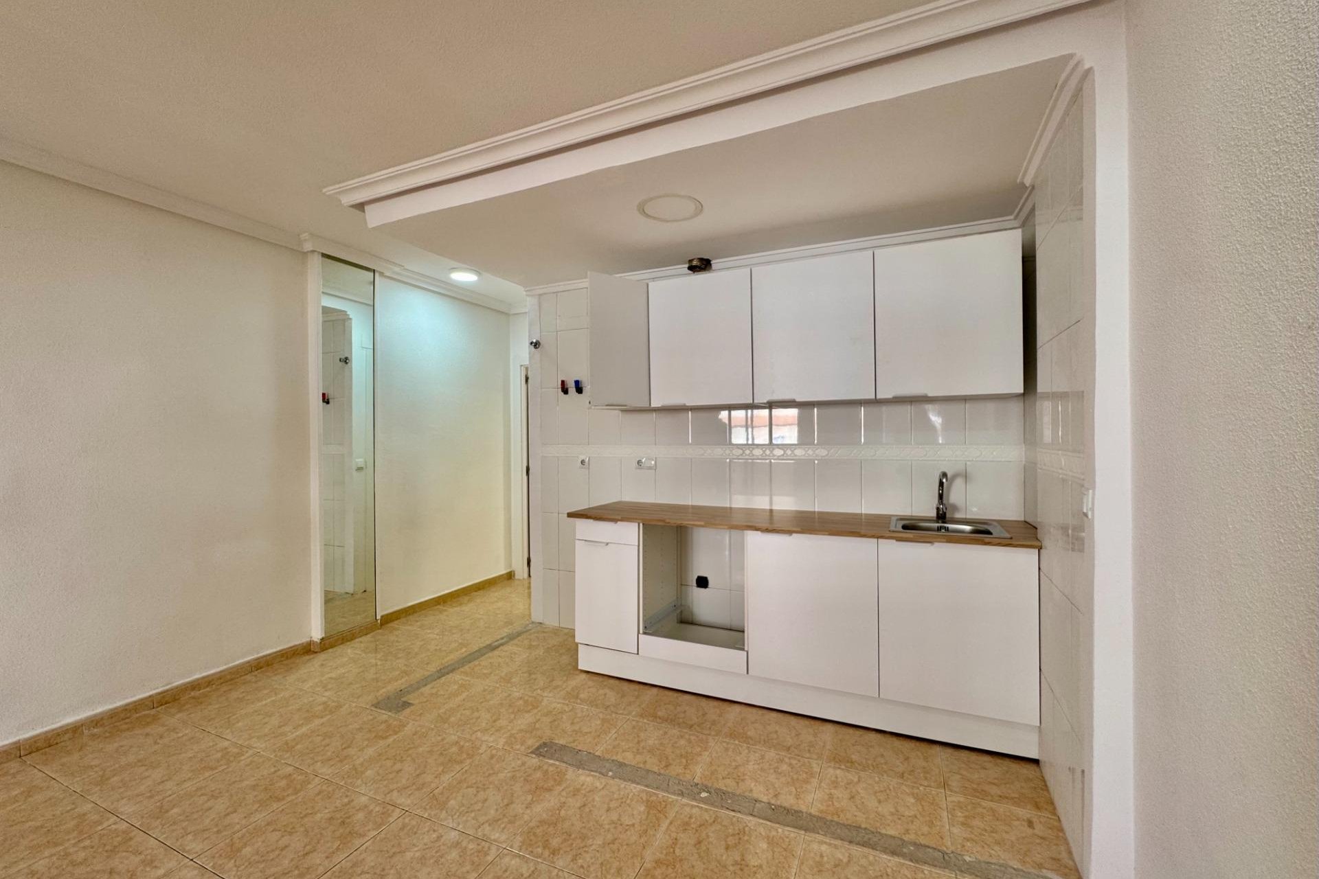 Revente - Appartement -
Torrevieja - Centro