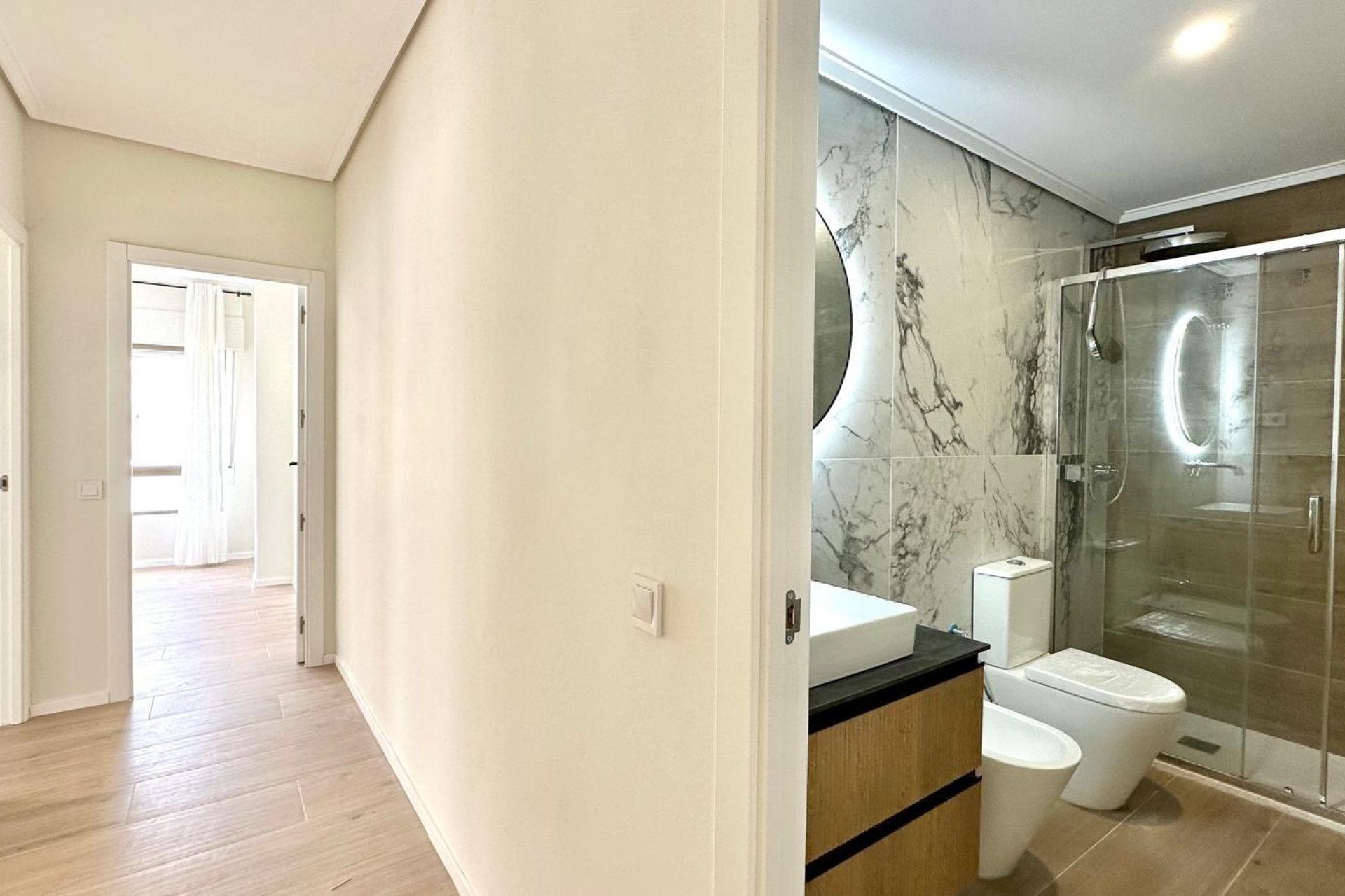 Revente - Appartement -
Torrevieja - Centro