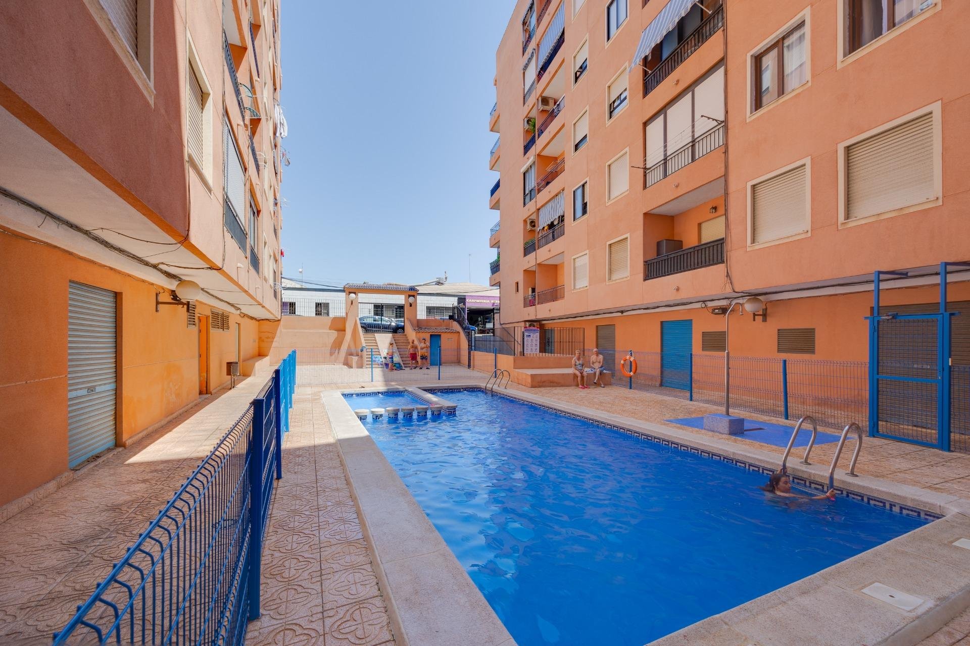 Revente - Appartement -
Torrevieja - Centro