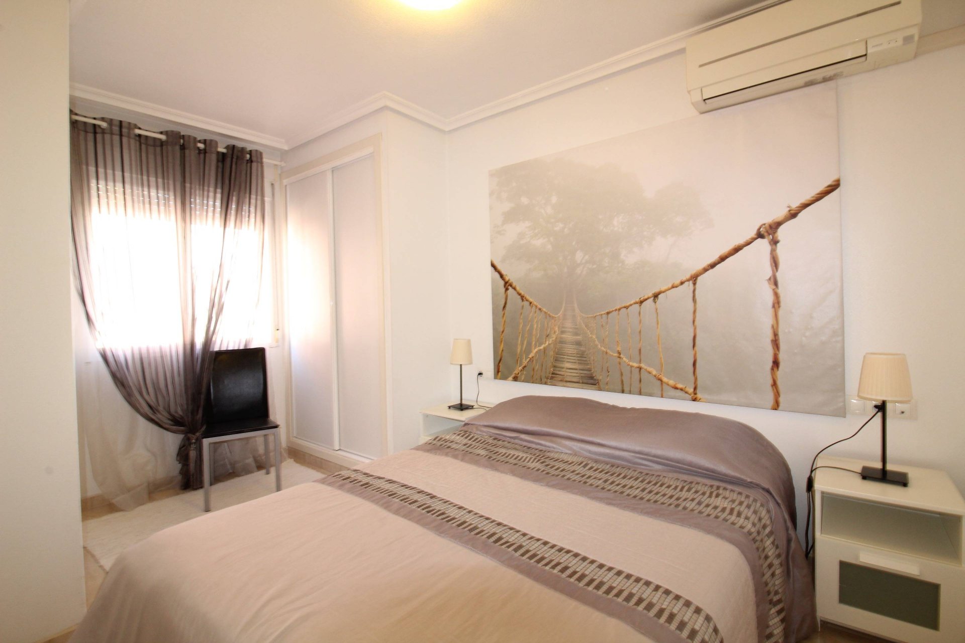 Revente - Appartement -
Torrevieja - Centro