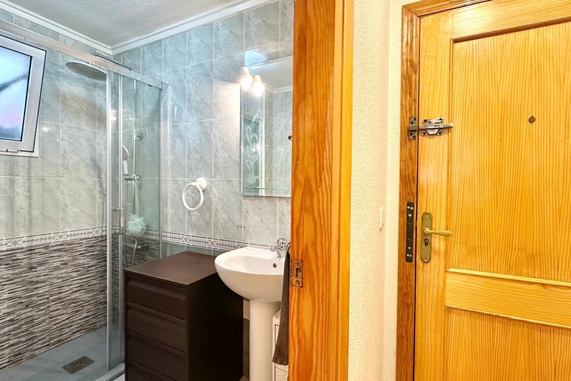 Revente - Appartement -
Torrevieja - Centro