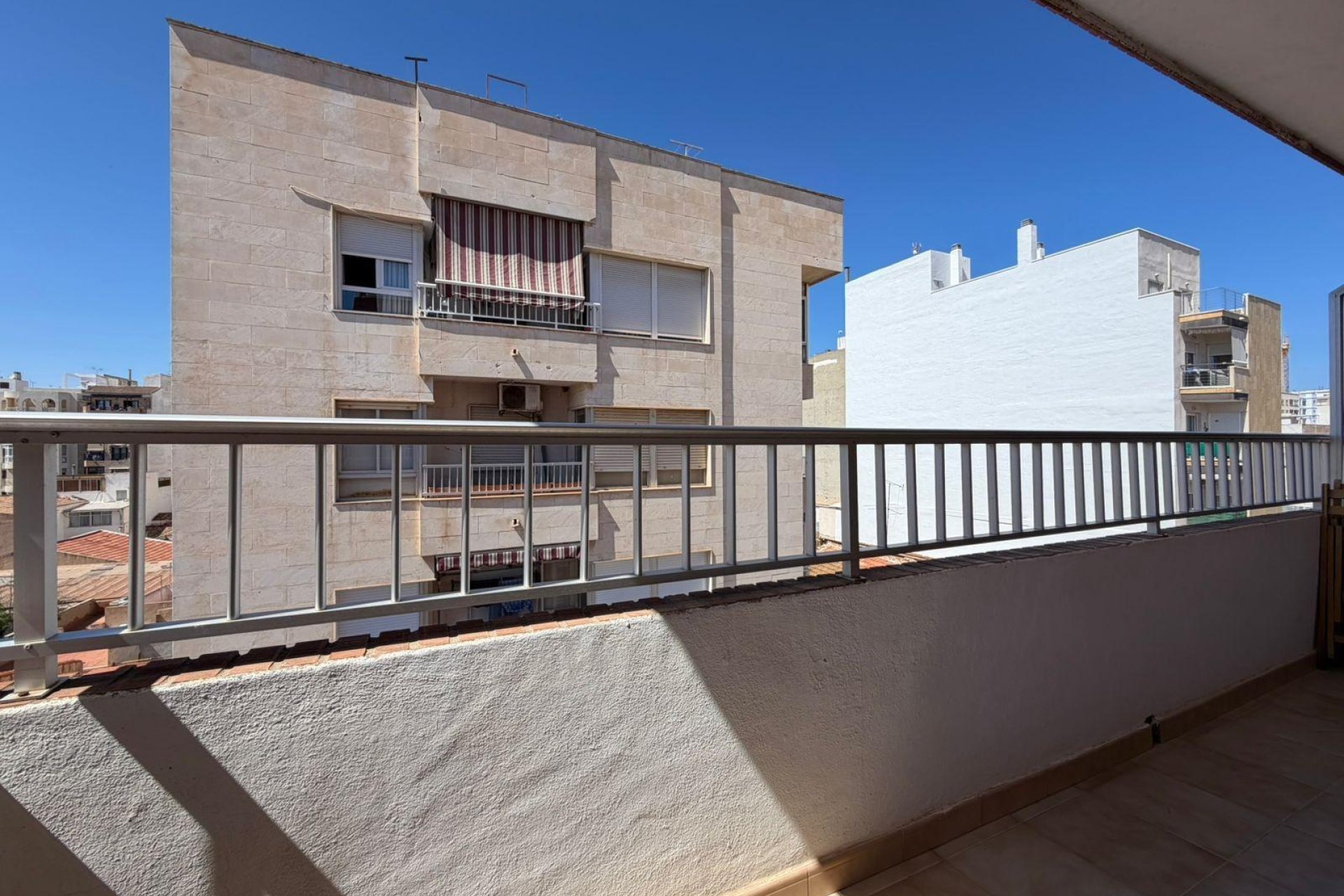 Revente - Appartement -
Torrevieja - Centro