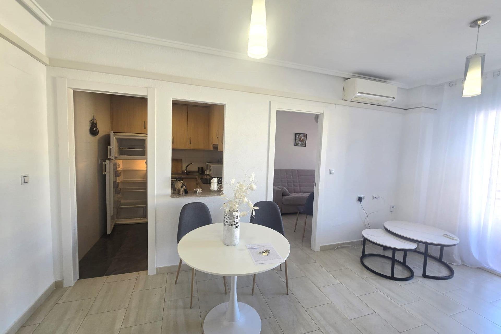 Revente - Appartement -
Torrevieja - Centro