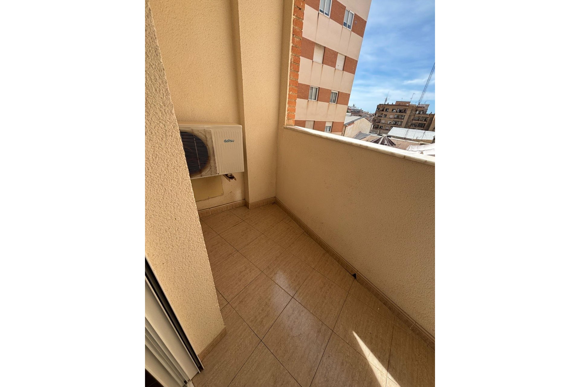 Revente - Appartement -
Torrevieja - Centro
