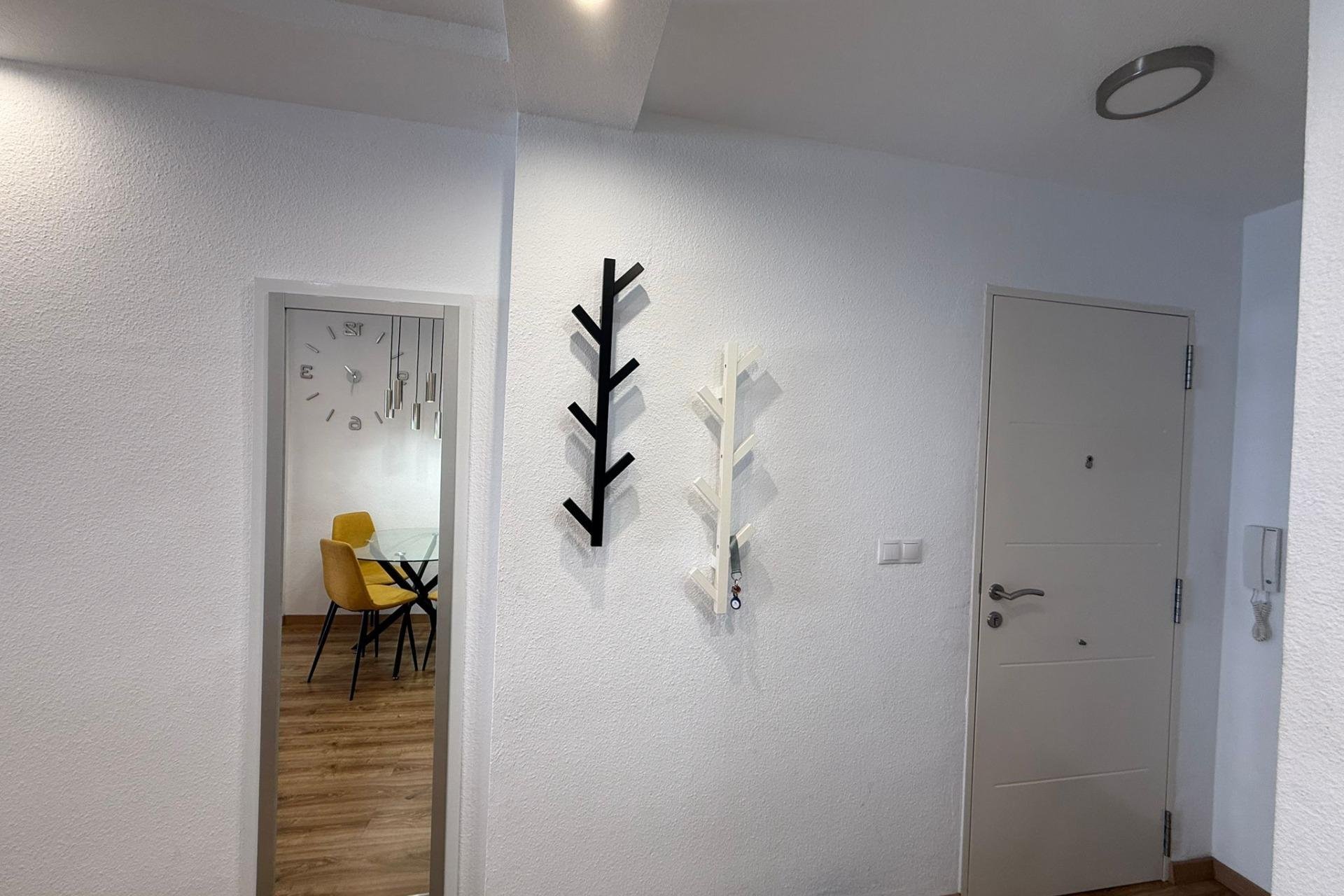 Revente - Appartement -
Torrevieja - Centro