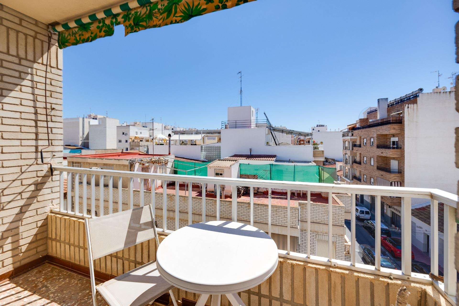 Revente - Appartement -
Torrevieja - Centro