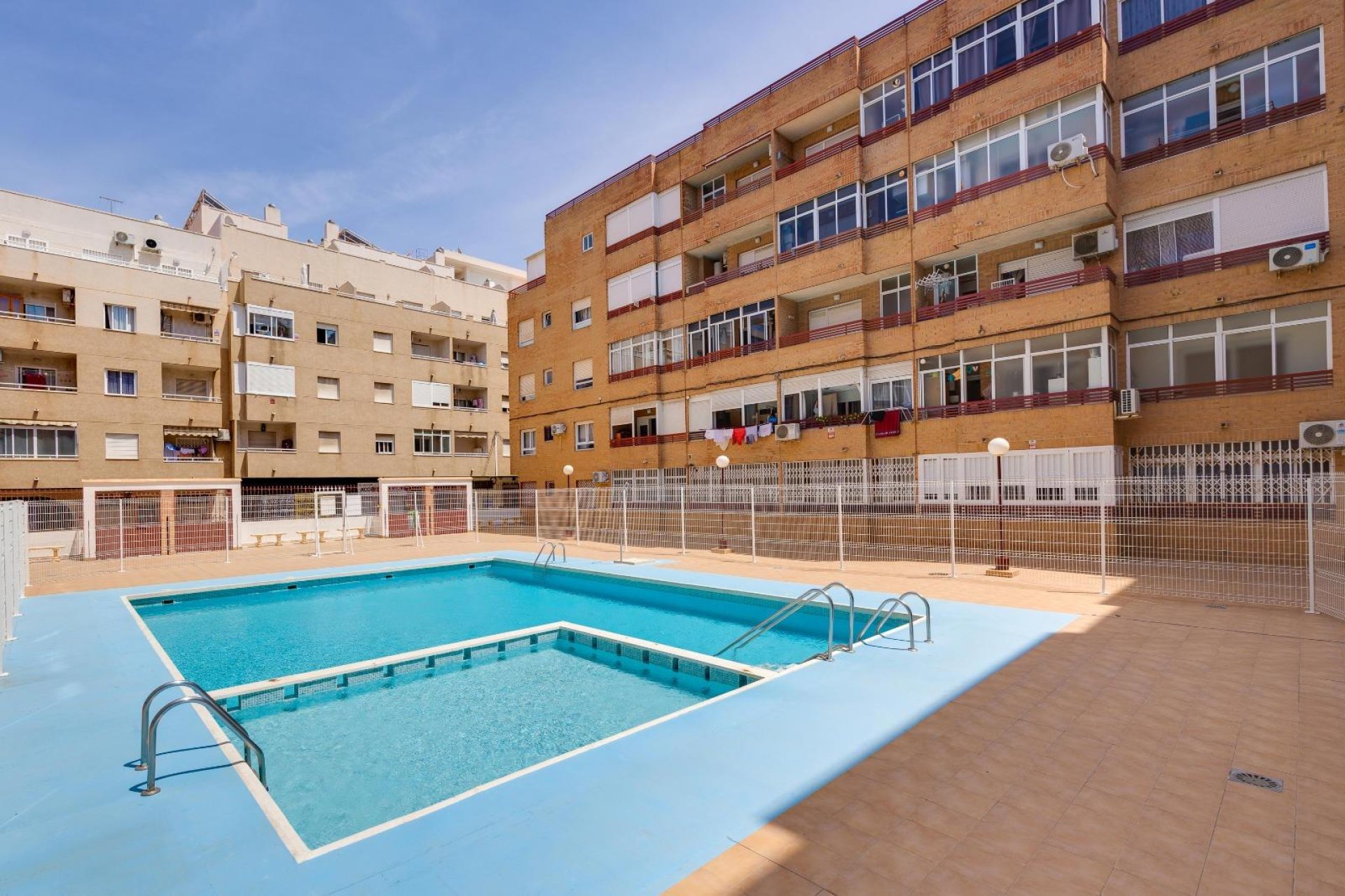 Revente - Appartement -
Torrevieja - Centro