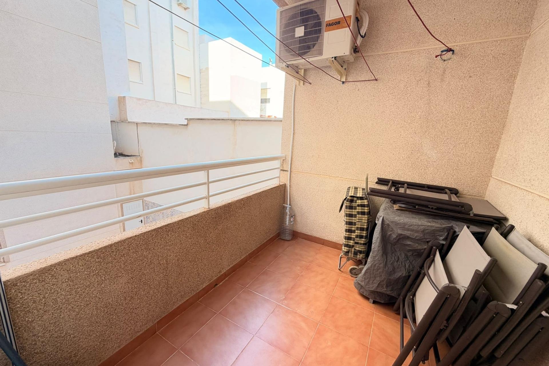 Revente - Appartement -
Torrevieja - Centro