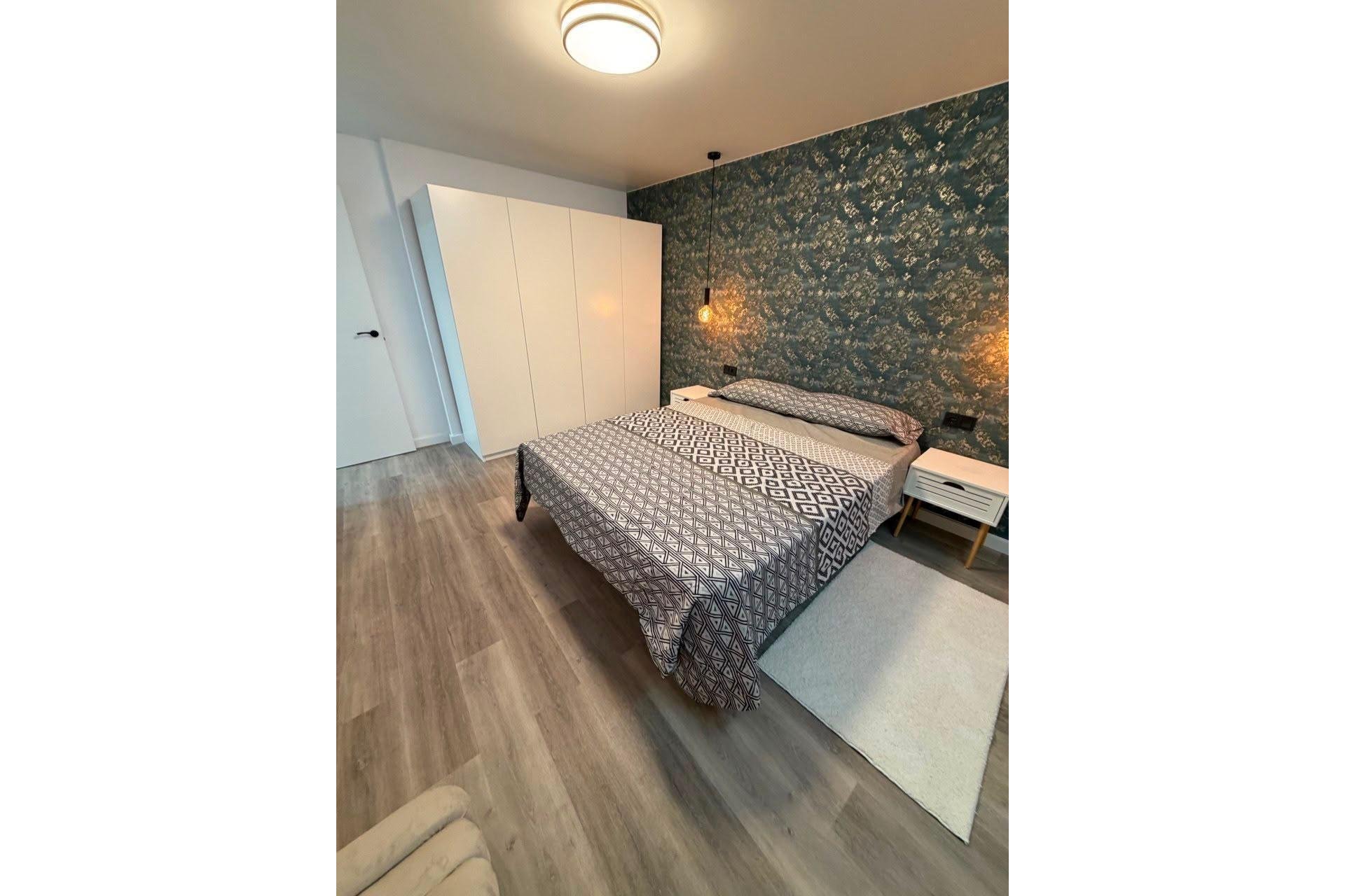 Revente - Appartement -
Torrevieja - Centro
