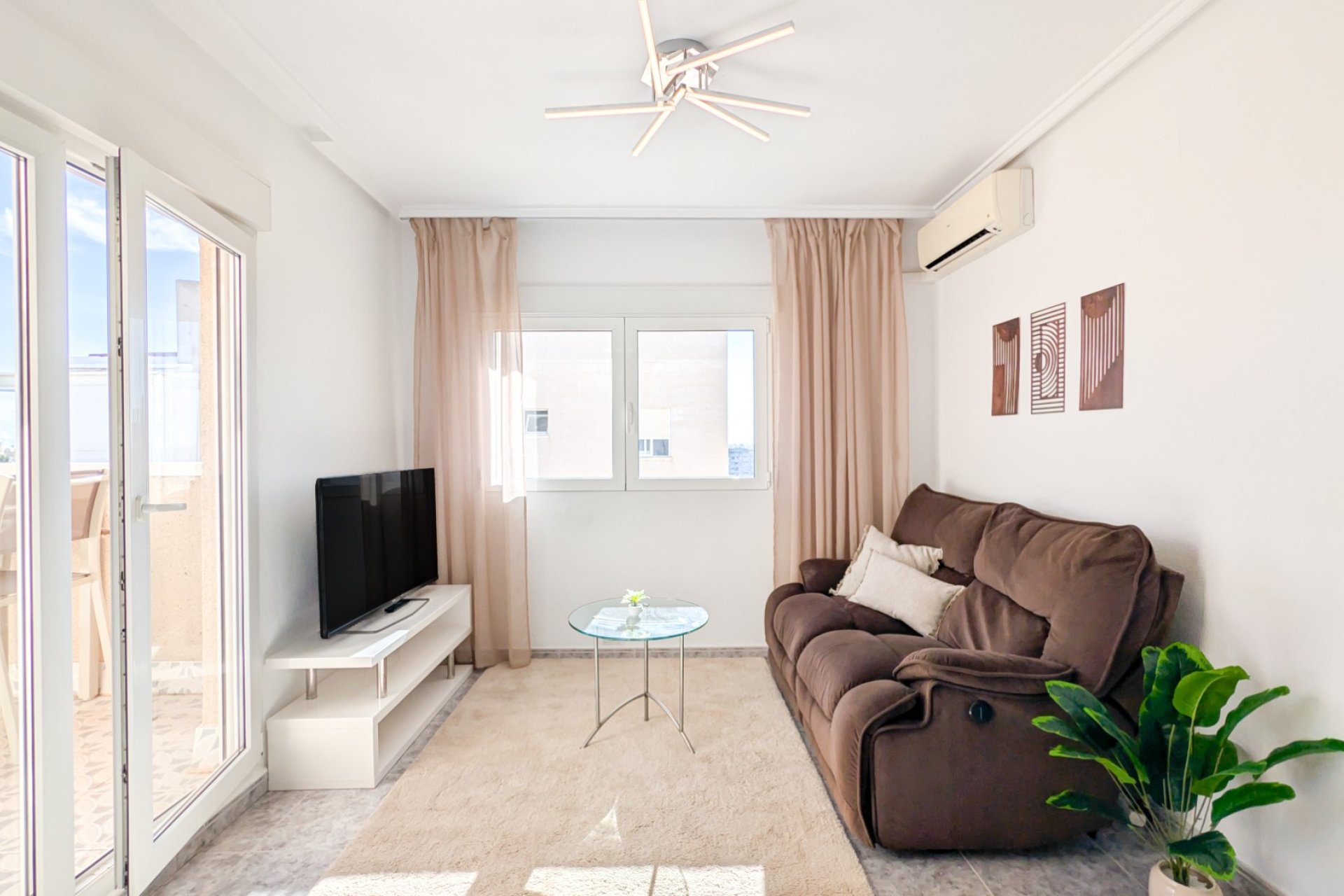 Revente - Appartement -
Torrevieja - Costa Blanca