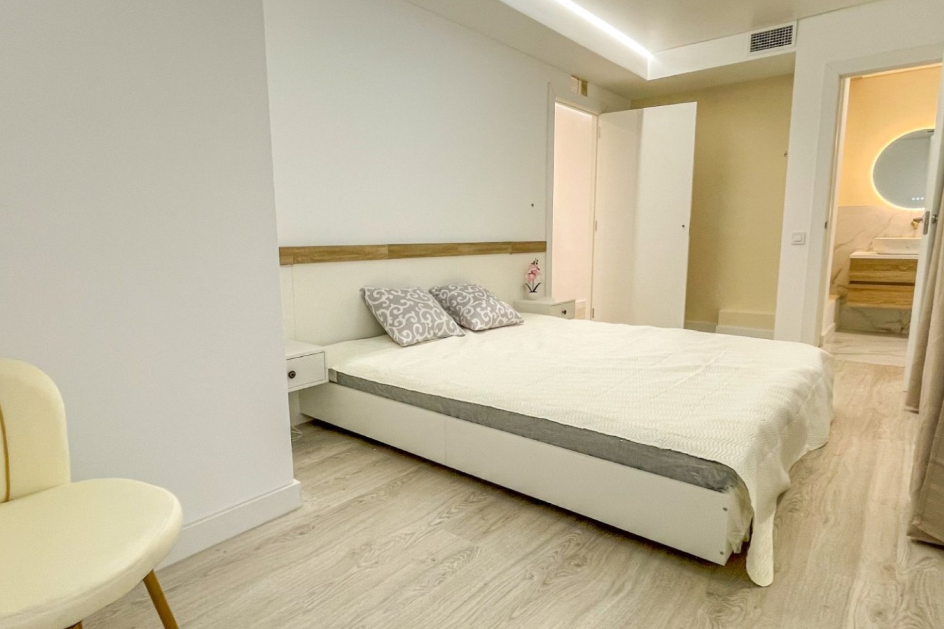 Revente - Appartement -
Torrevieja - Costa Blanca