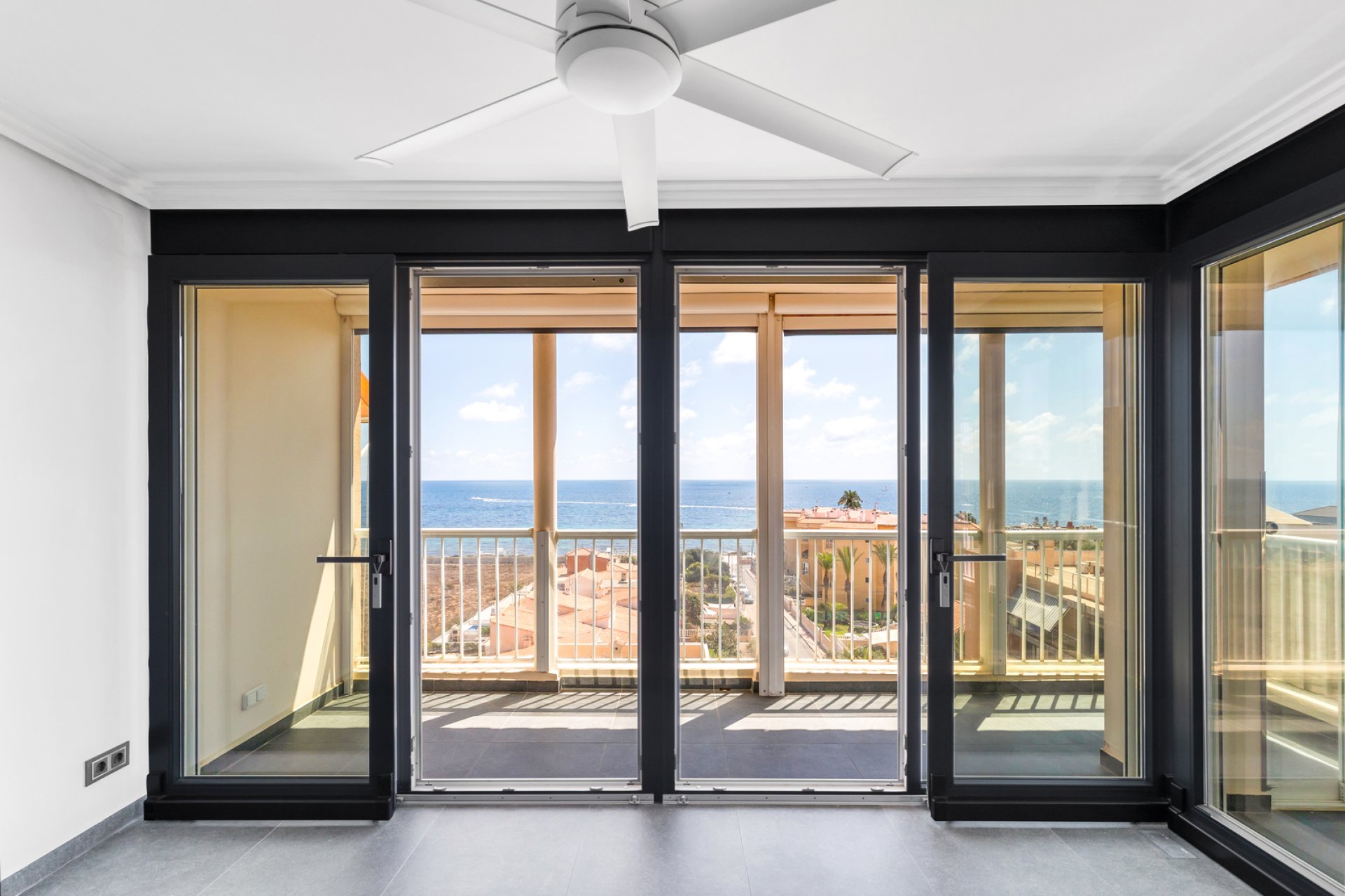 Revente - Appartement -
Torrevieja - Costa Blanca