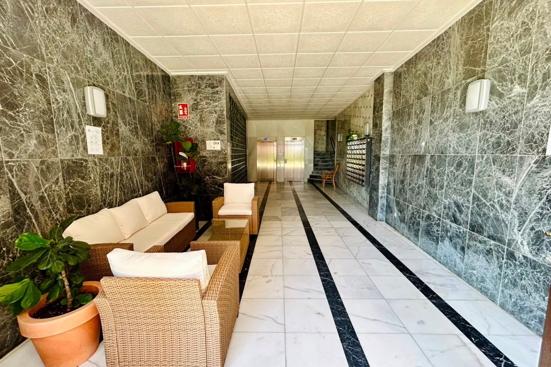 Revente - Appartement -
Torrevieja - Costa Blanca