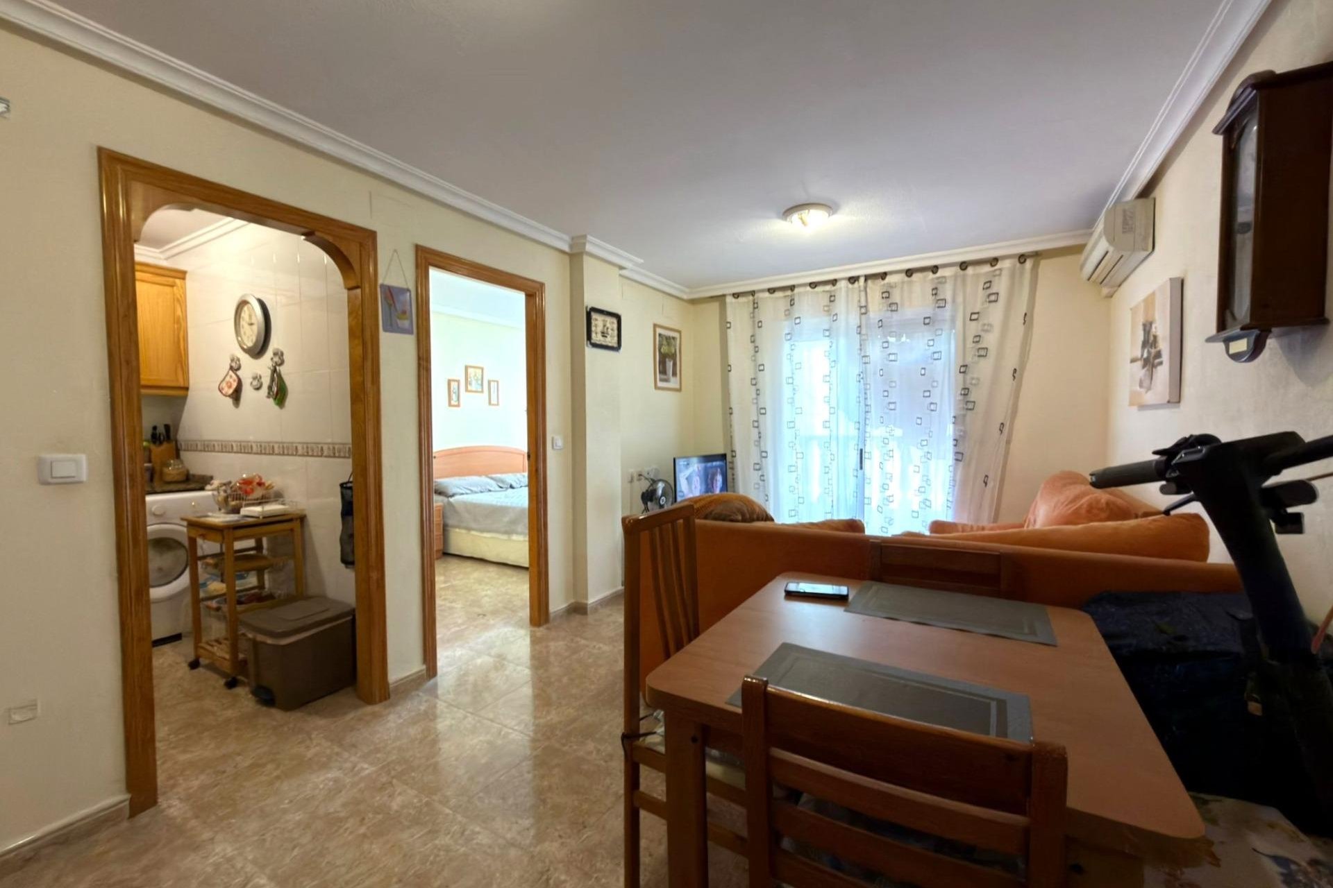 Revente - Appartement -
Torrevieja - Curva Del Palangre