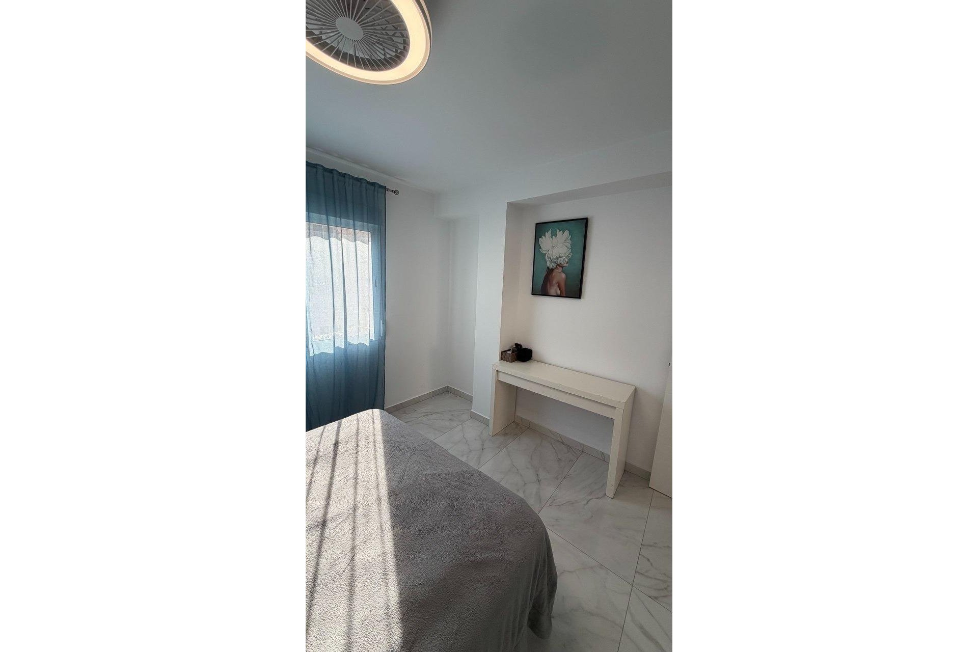 Revente - Appartement -
Torrevieja - Curva Del Palangre