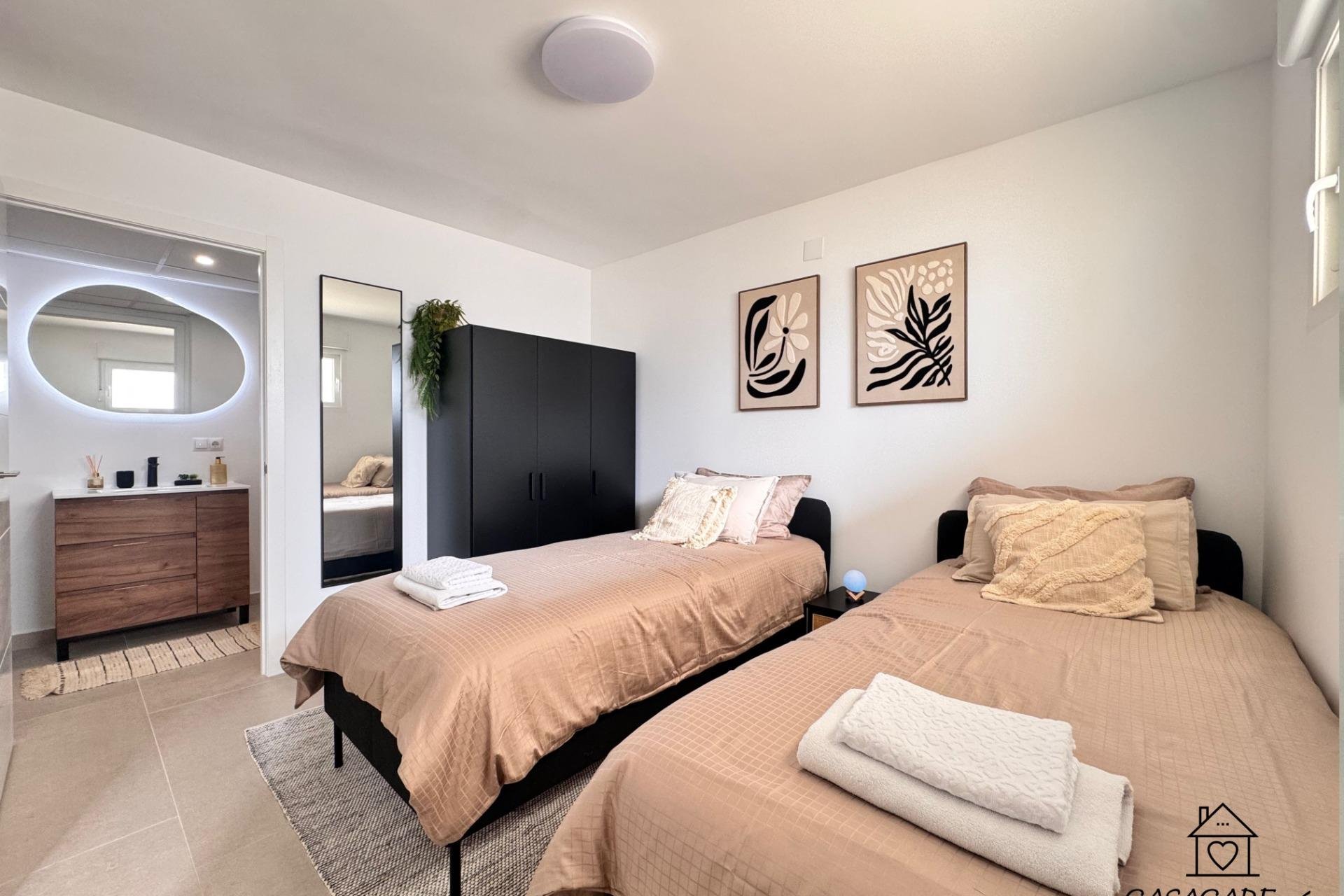 Revente - Appartement -
Torrevieja - El Acequión - Los Náufragos