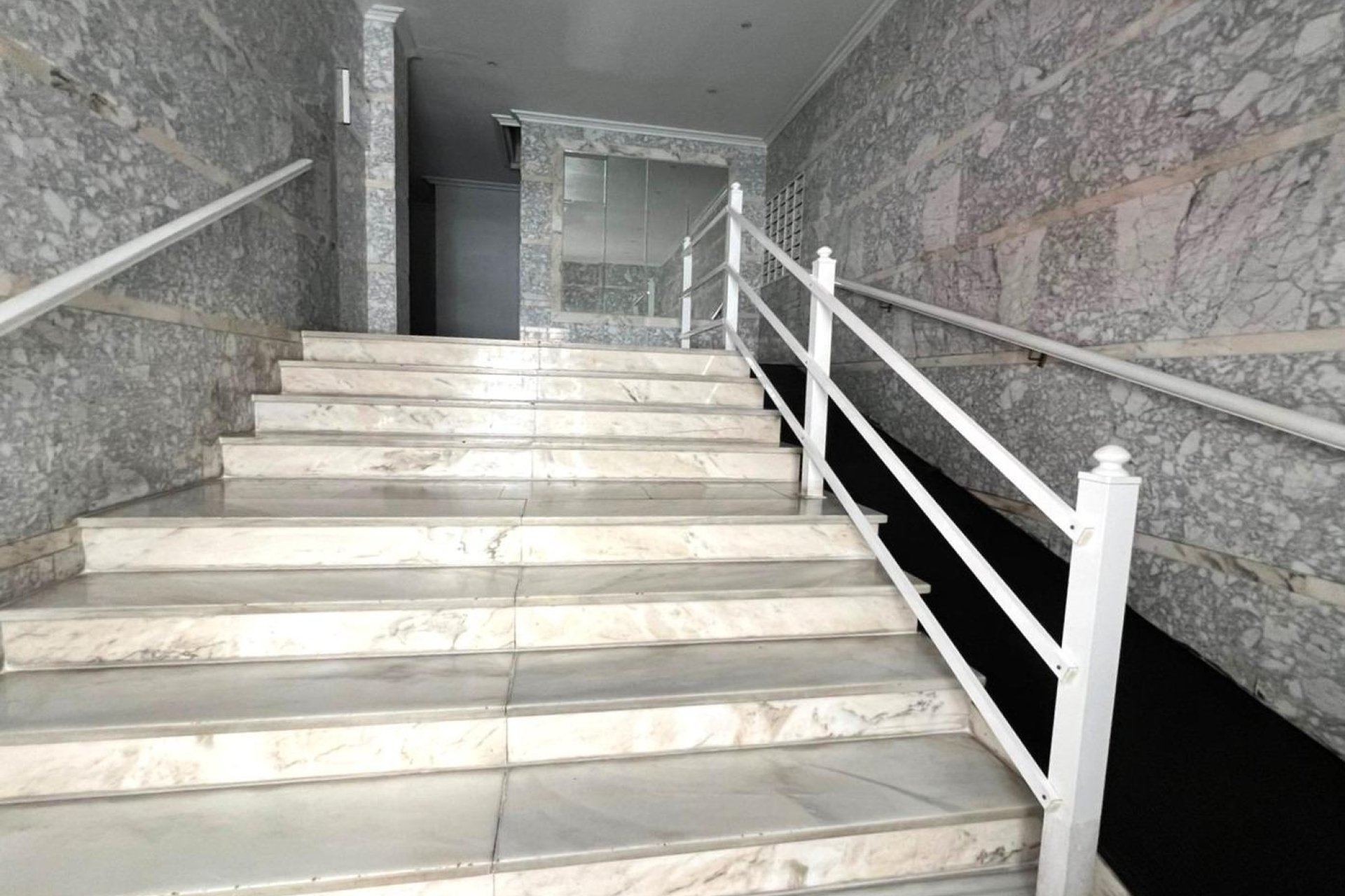 Revente - Appartement -
Torrevieja - Estacion De Autobuses