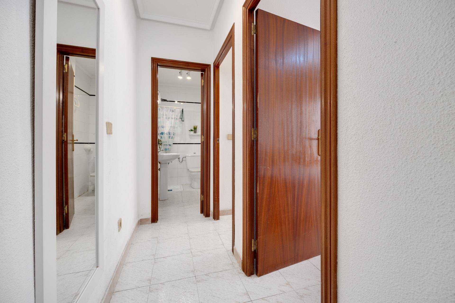 Revente - Appartement -
Torrevieja - Estacion De Autobuses