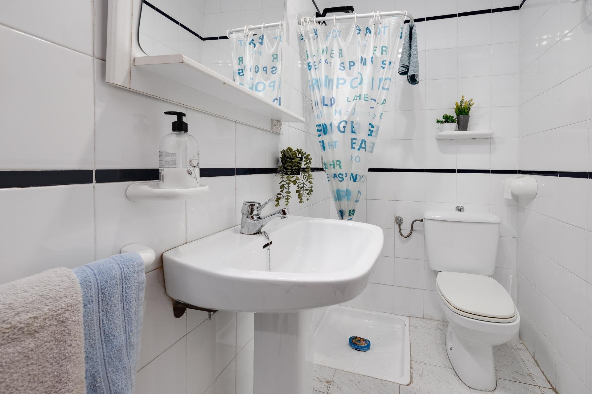 Revente - Appartement -
Torrevieja - Estacion De Autobuses