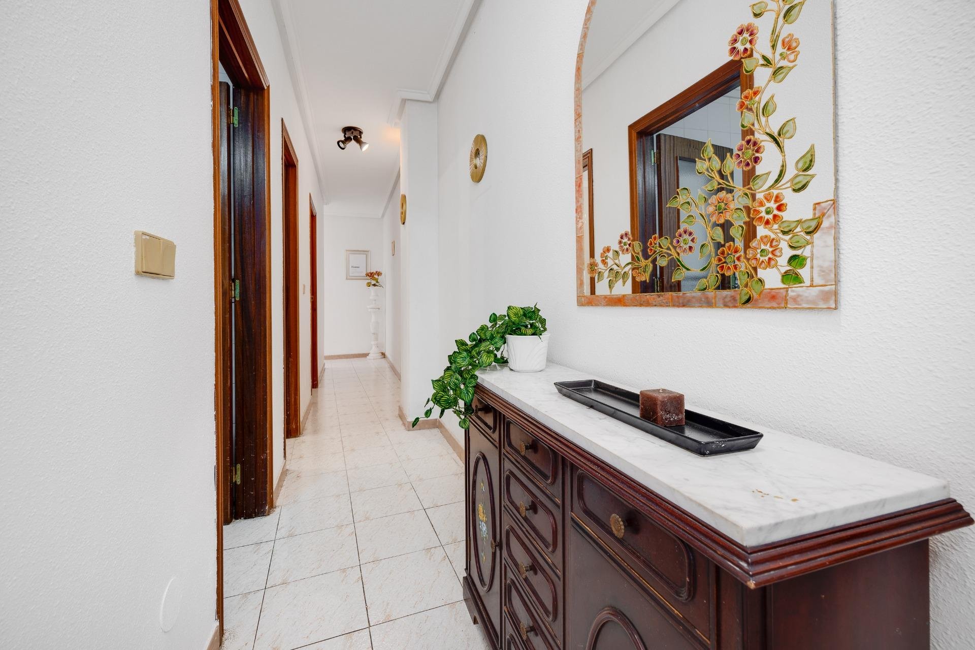 Revente - Appartement -
Torrevieja - Estacion De Autobuses