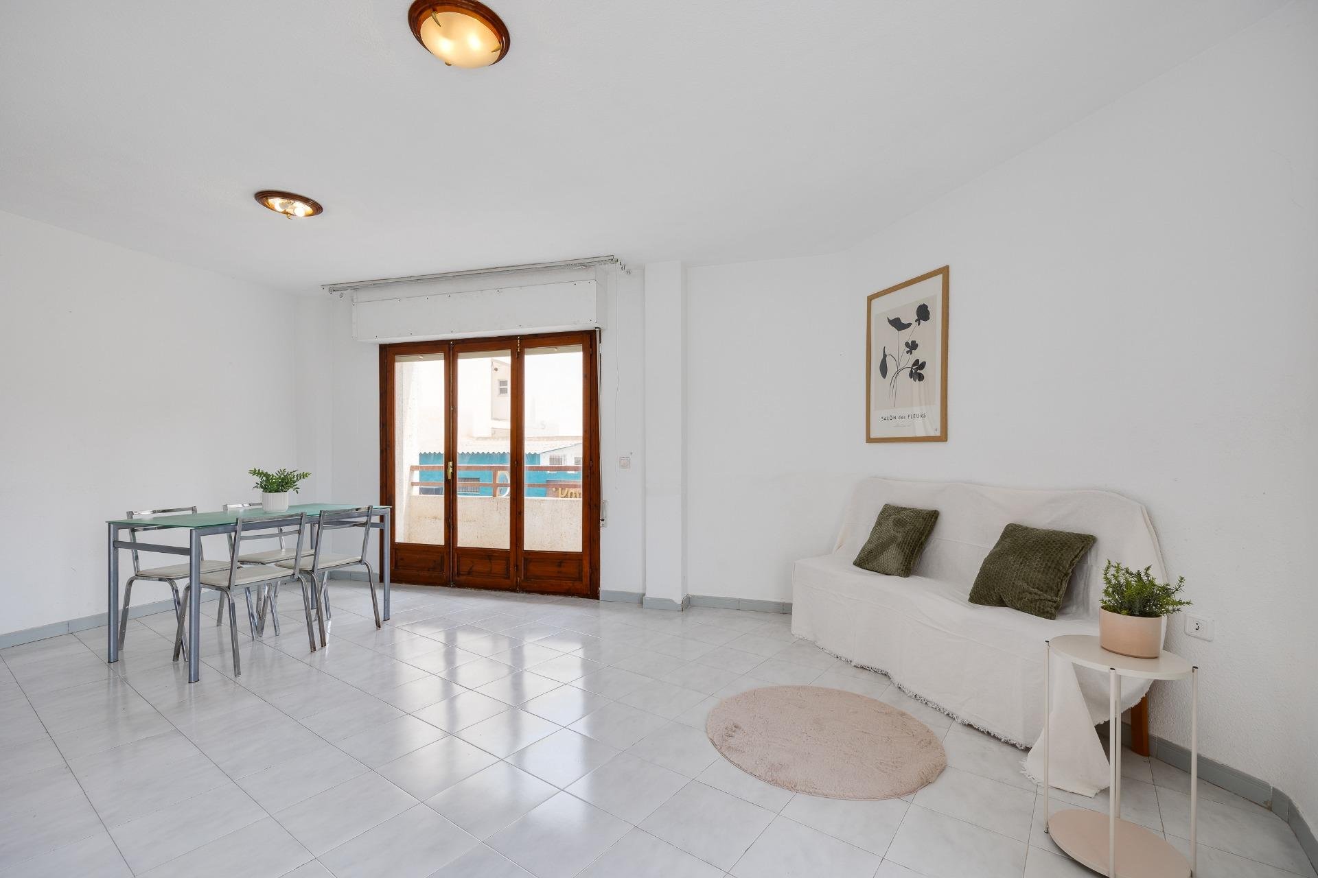 Revente - Appartement -
Torrevieja - Estacion De Autobuses